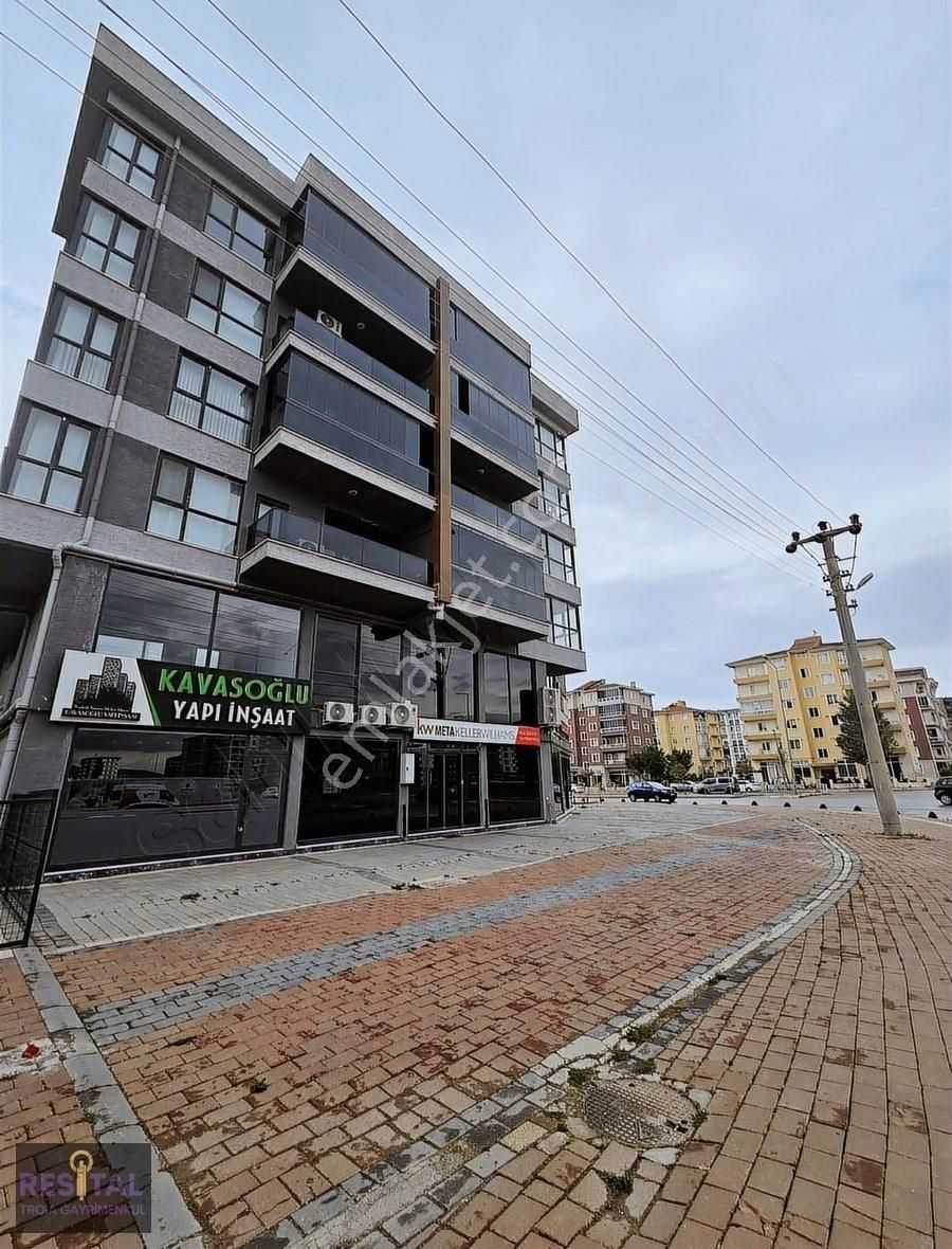 Cornerpark Sitesi'nde Asansörlü, Otoparklı 3+1 Satılık Daire