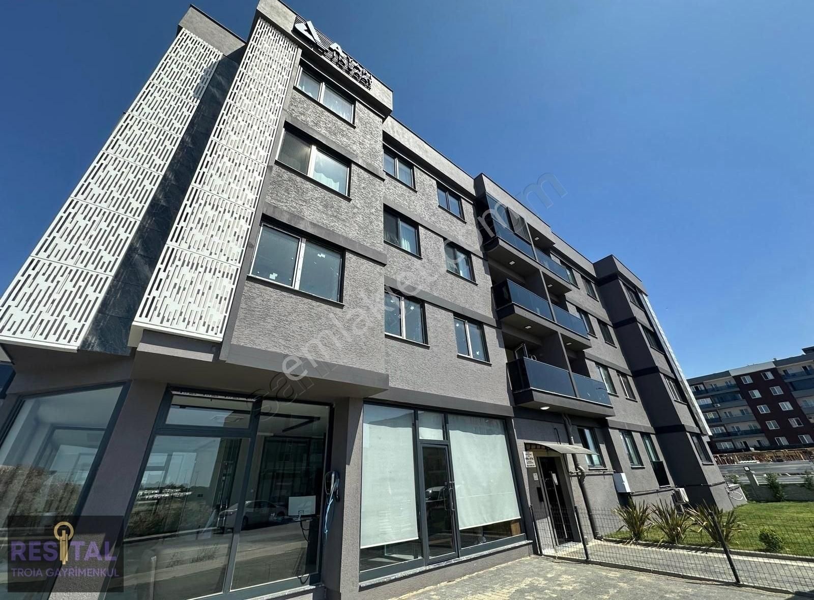 Çanakkale Merkez İsmetpaşa Mah. Satılık Geniş 3+1