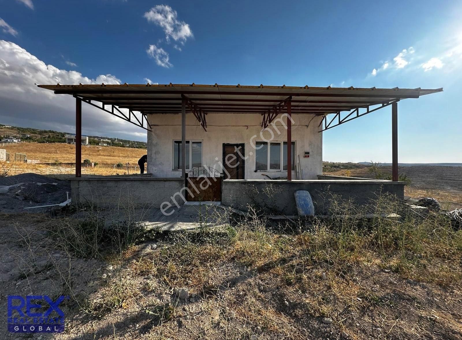 Çevrilde Elektrikli, Sulu, 5.200 M² 200 Kök Cevizli Tarla