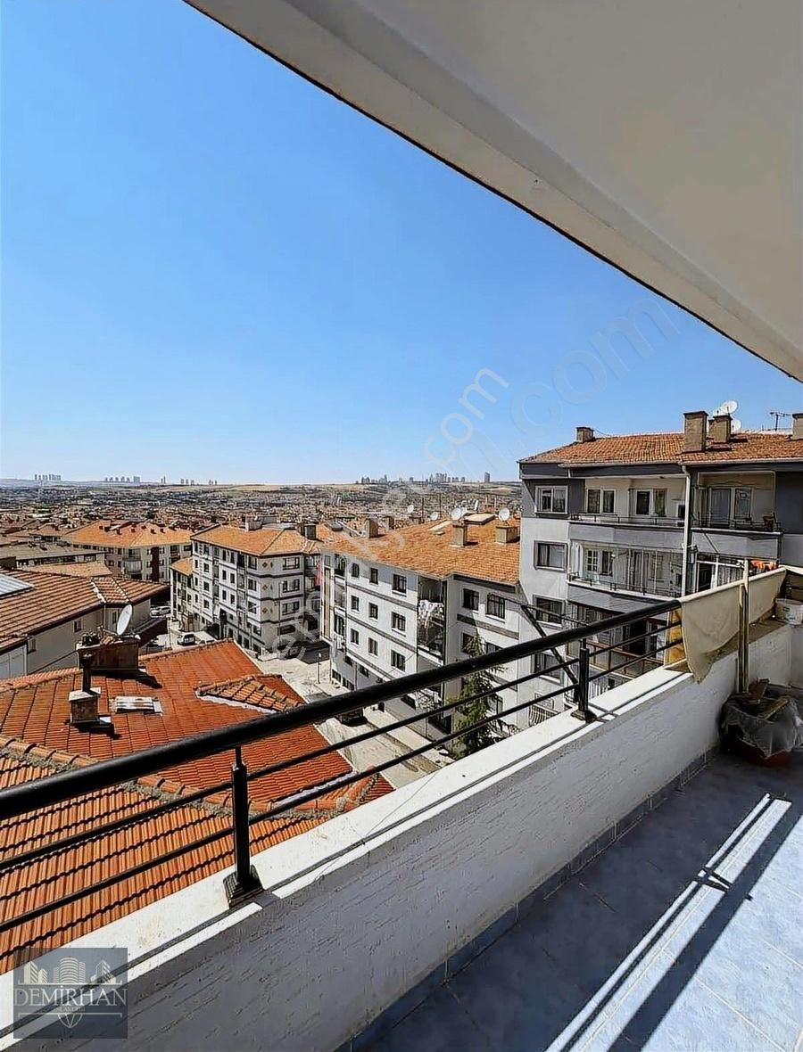 Manzaralı Seğmenlerde 3+1 Satılık Daire