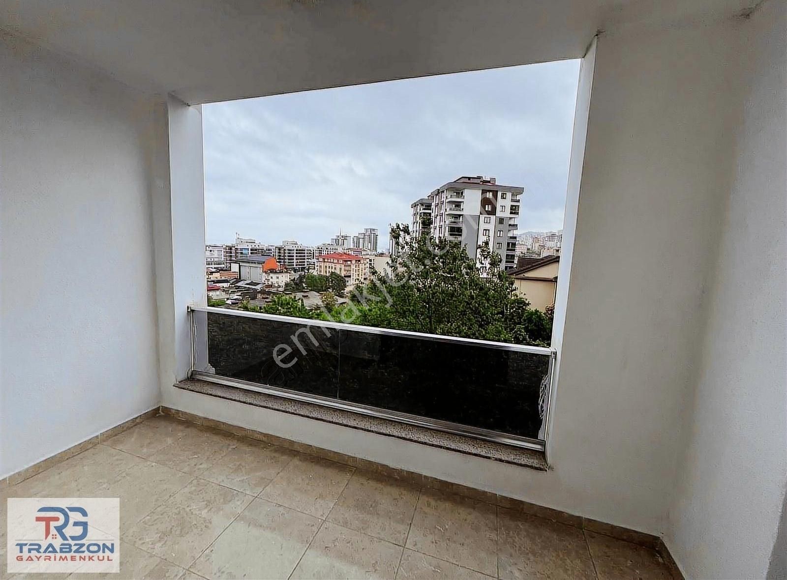 Kaşüştü Merkezde Satılık Geniş 2+1 Daire - Görsel 2