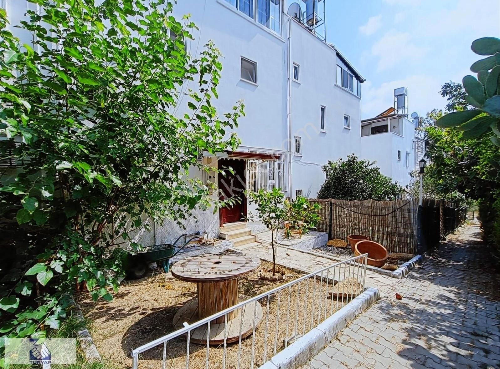 Sorgunda Satılık Trıplex Villa