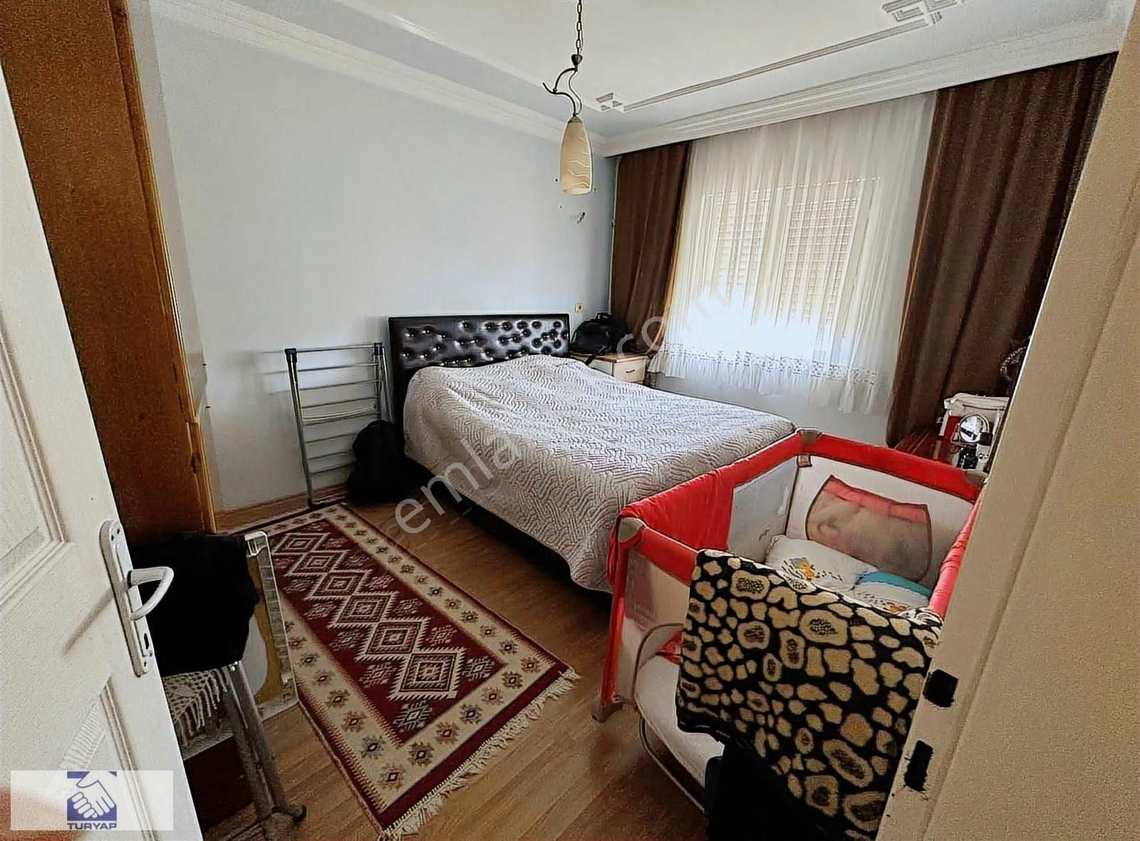 Salkım Evlerde Satılık Asansörlü 3+1 Daire - Görsel 12