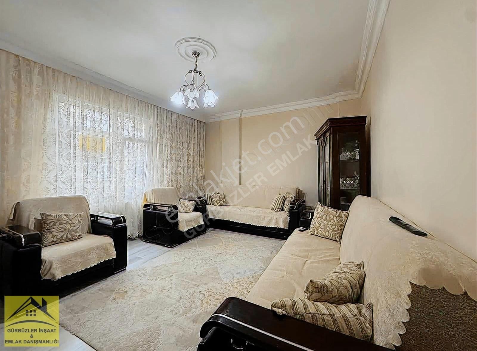 Atatürk Mah'de Satılık 3+1 Bakımlı 1.kat 28m Hisseli 140m² Daire