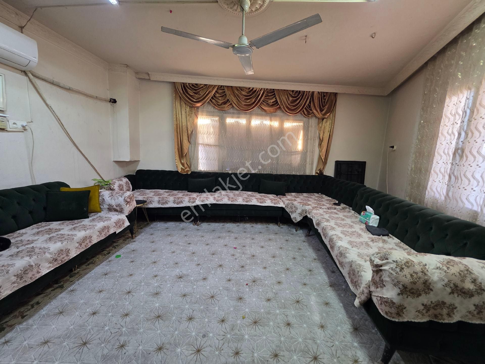 Yenibey Mahallesi – Emin Ağa Caddesi Üzerinde Köşebaşı Satılık 2 Katlı Bina 3 Adet Dükkan1 Daire - Görsel 24