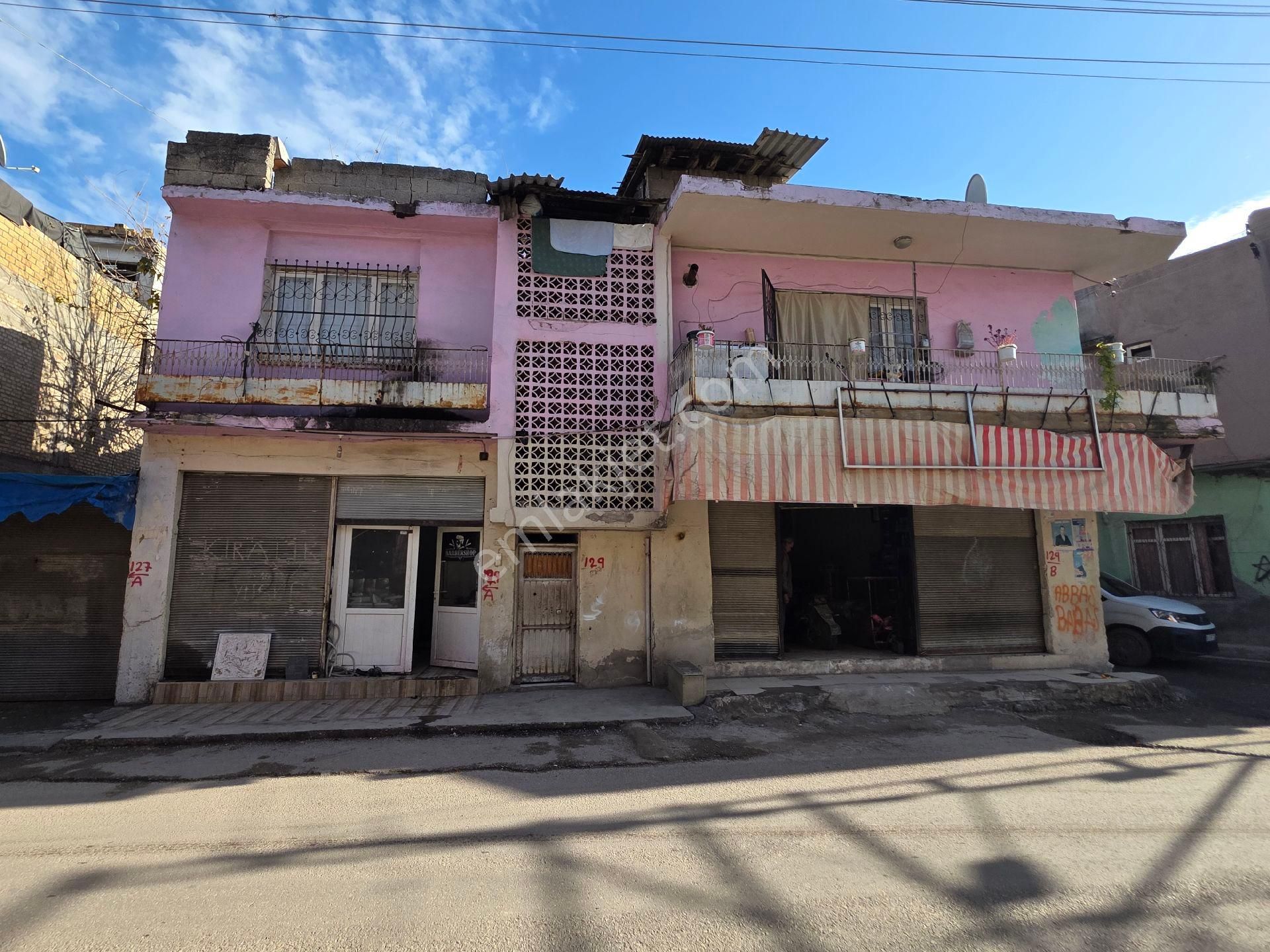 Yenibey Mahallesi – Emin Ağa Caddesi Üzerinde Köşebaşı Satılık 2 Katlı Bina 3 Adet Dükkan1 Daire - Görsel 12