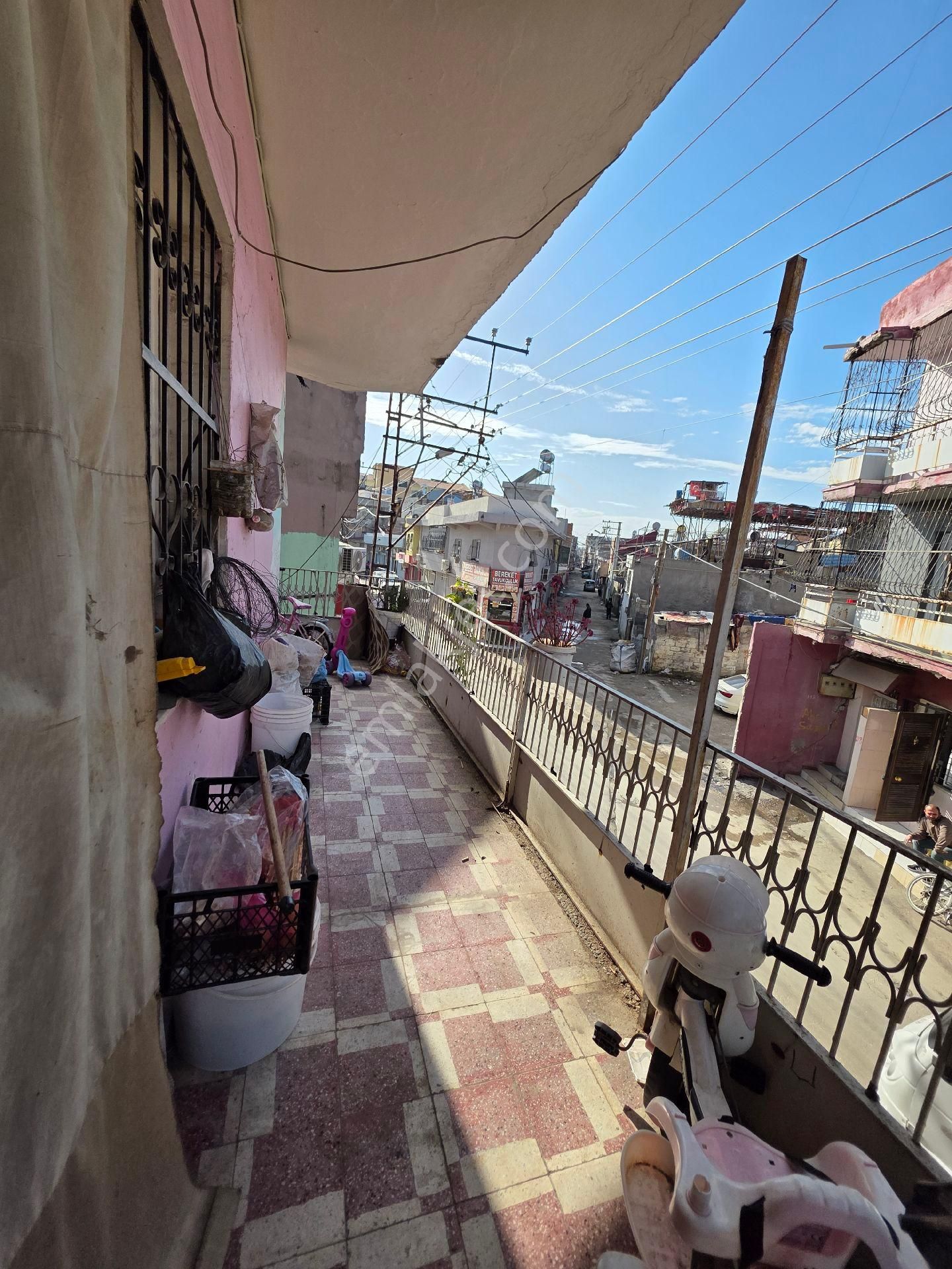 Yenibey Mahallesi – Emin Ağa Caddesi Üzerinde Köşebaşı Satılık 2 Katlı Bina 3 Adet Dükkan1 Daire - Görsel 23