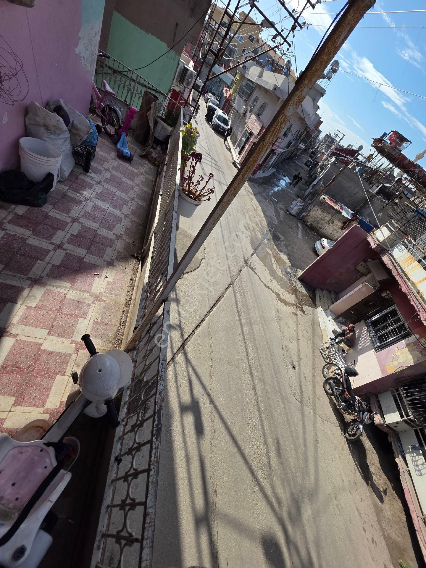 Yenibey Mahallesi – Emin Ağa Caddesi Üzerinde Köşebaşı Satılık 2 Katlı Bina 3 Adet Dükkan1 Daire - Görsel 21