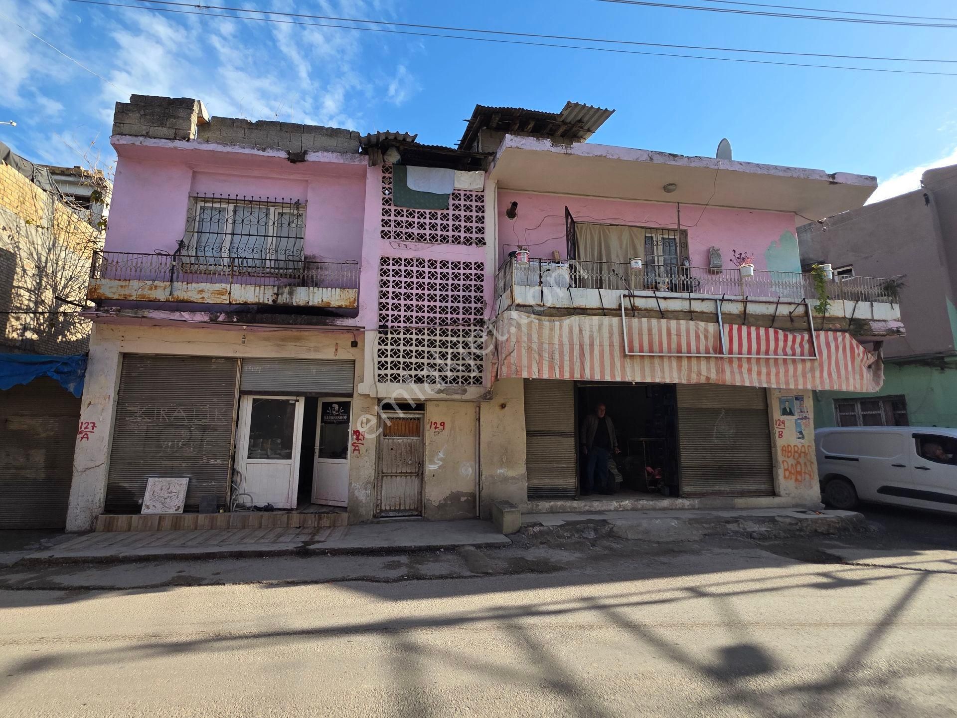 Yenibey Mahallesi – Emin Ağa Caddesi Üzerinde Köşebaşı Satılık 2 Katlı Bina 3 Adet Dükkan1 Daire - Görsel 11