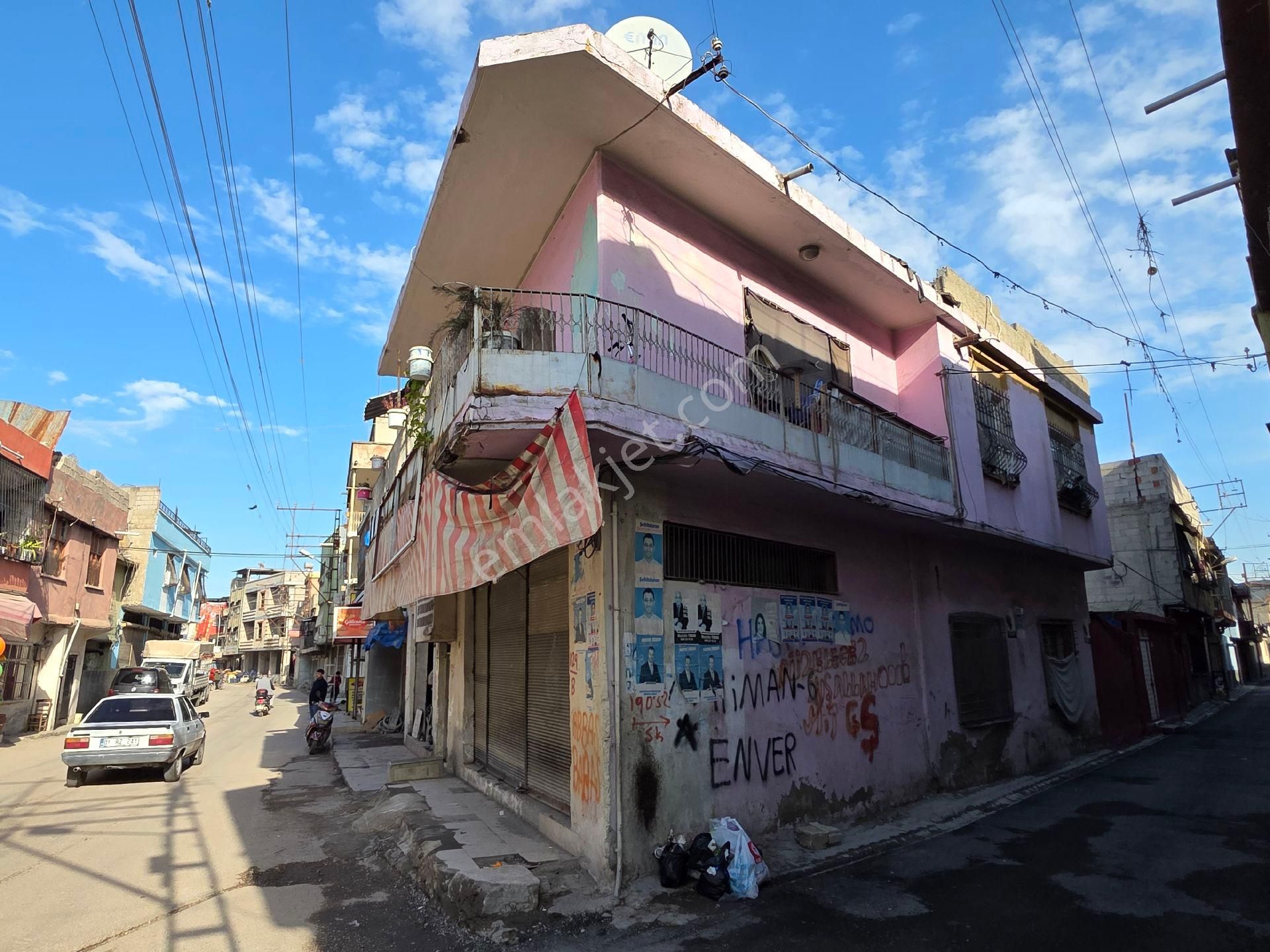 Yenibey Mahallesi – Emin Ağa Caddesi Üzerinde Köşebaşı Satılık 2 Katlı Bina 3 Adet Dükkan1 Daire - Görsel 28