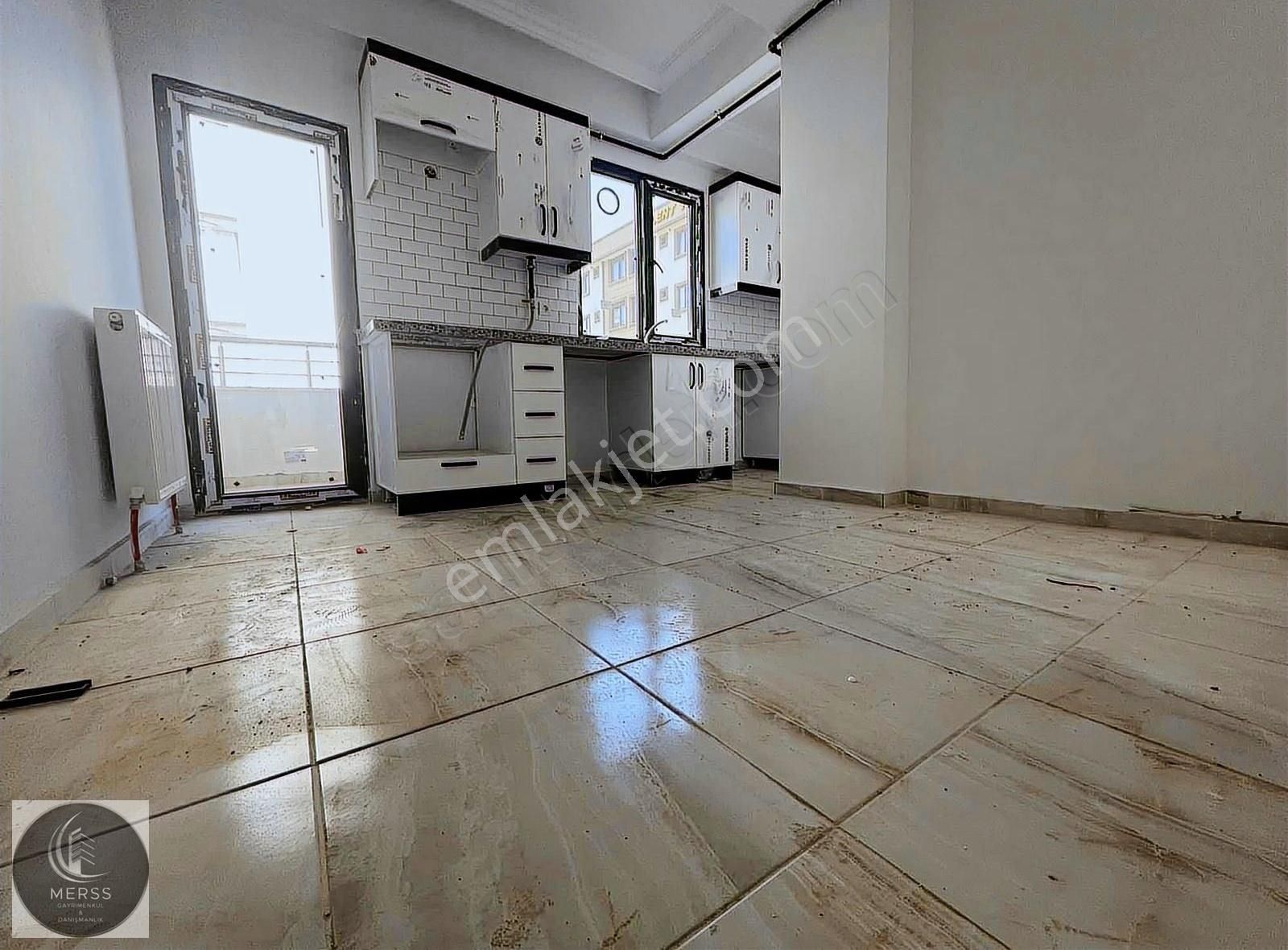 Sultanbeyli Mimar Sinanda 4+2 Üst Dubleks Daire Satılıktır - Görsel 8