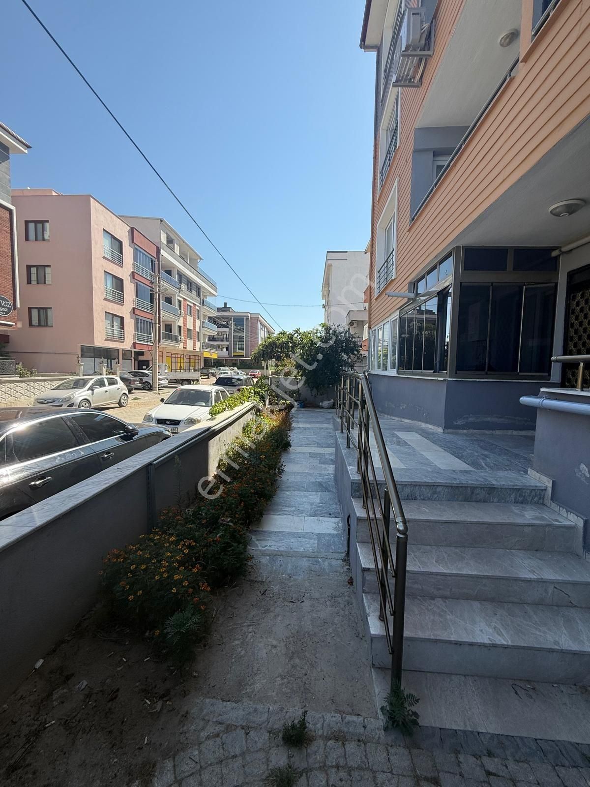 Saadet Korkmaz Emlak'tan Bergama Fatih'te Kiralık 2+1 Daire
