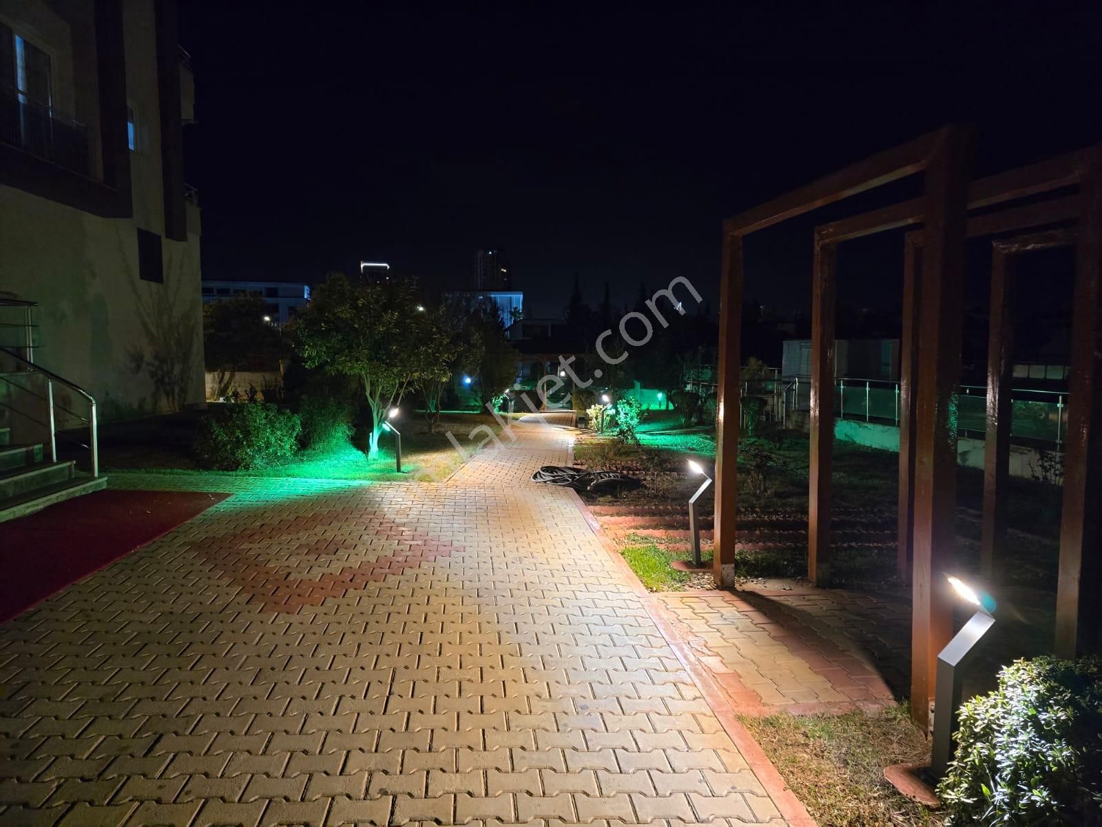 50. Yılda Satılık Havuzlu 3+1 Daire - Görsel 34