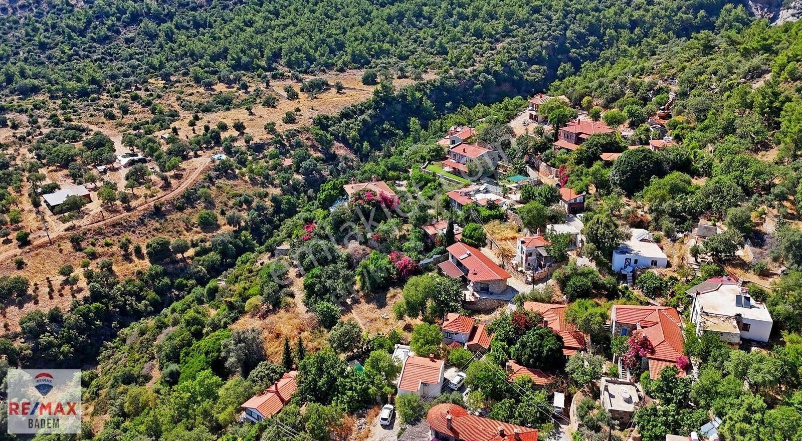 Datça Emecik Mahallesinde Köy İçi İmarlı Satılık Arsa - Görsel 2