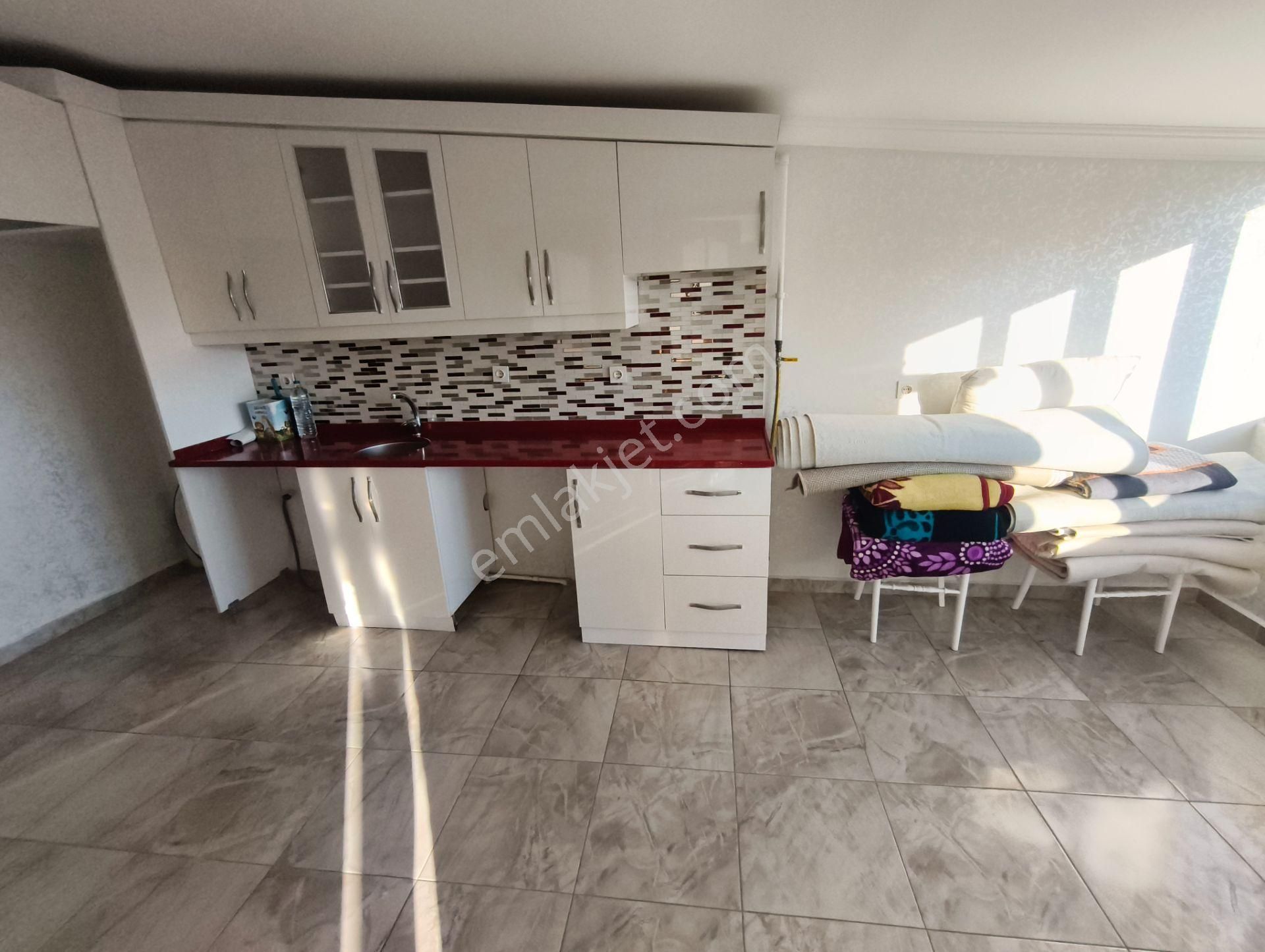 Balcıoğlundan Satılık Krediye Uygun 18 Yıllık 130 M2 Çatı Katı Daire - Görsel 17