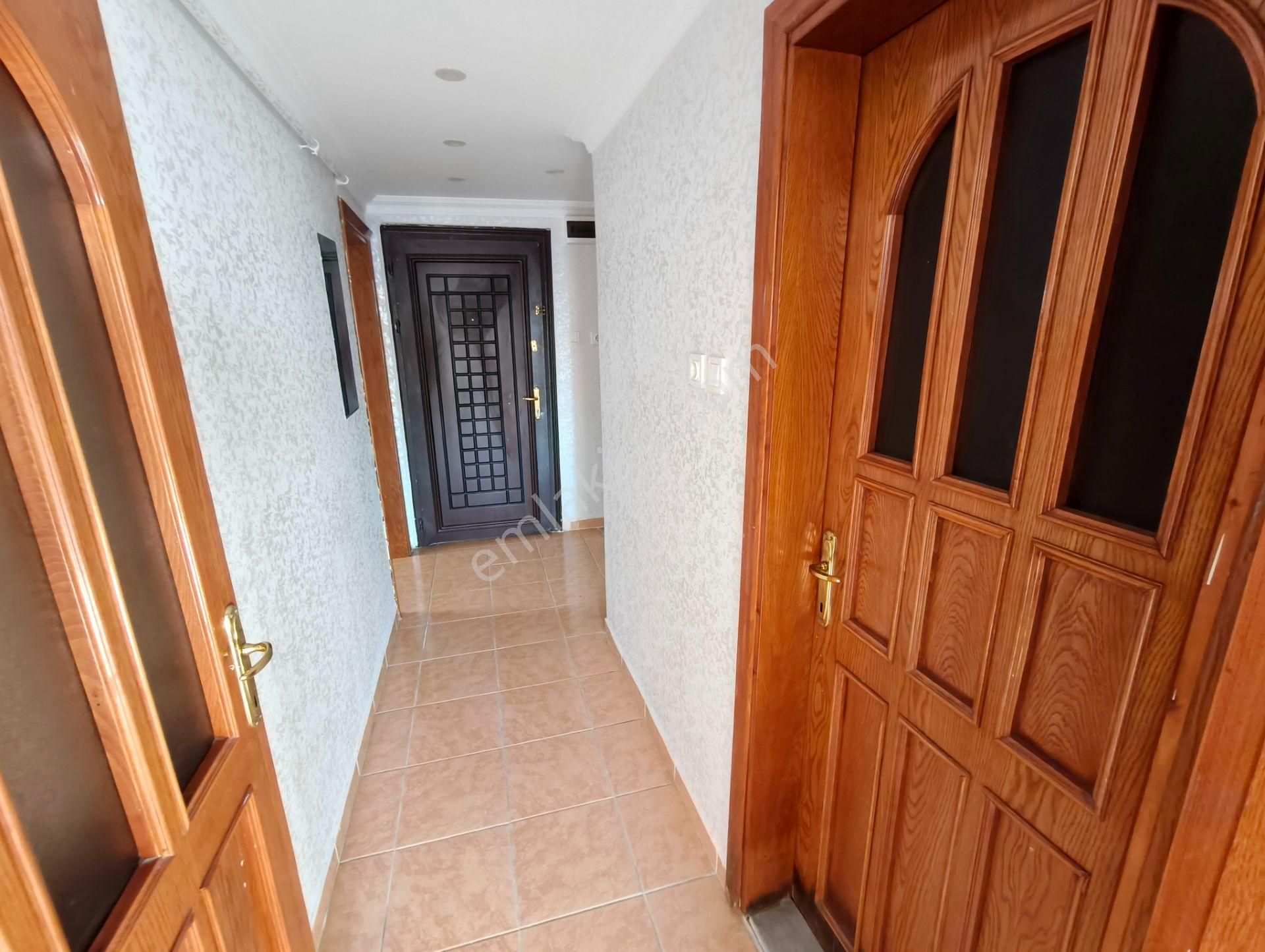 Balcıoğlundan Satılık Krediye Uygun 18 Yıllık 130 M2 Çatı Katı Daire - Görsel 30