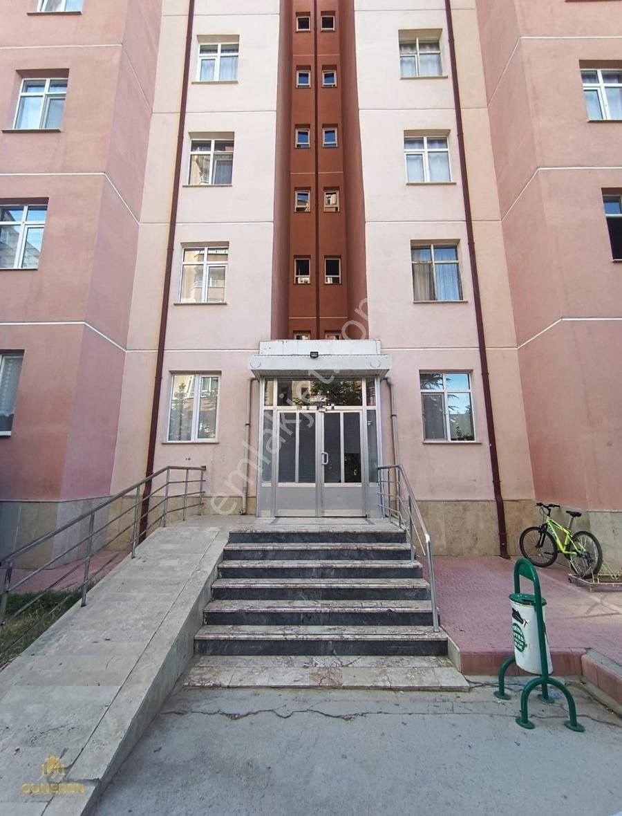 Güneren Gayrimenkul'den Yörünge Sitelerinde Satılık Daire!!!