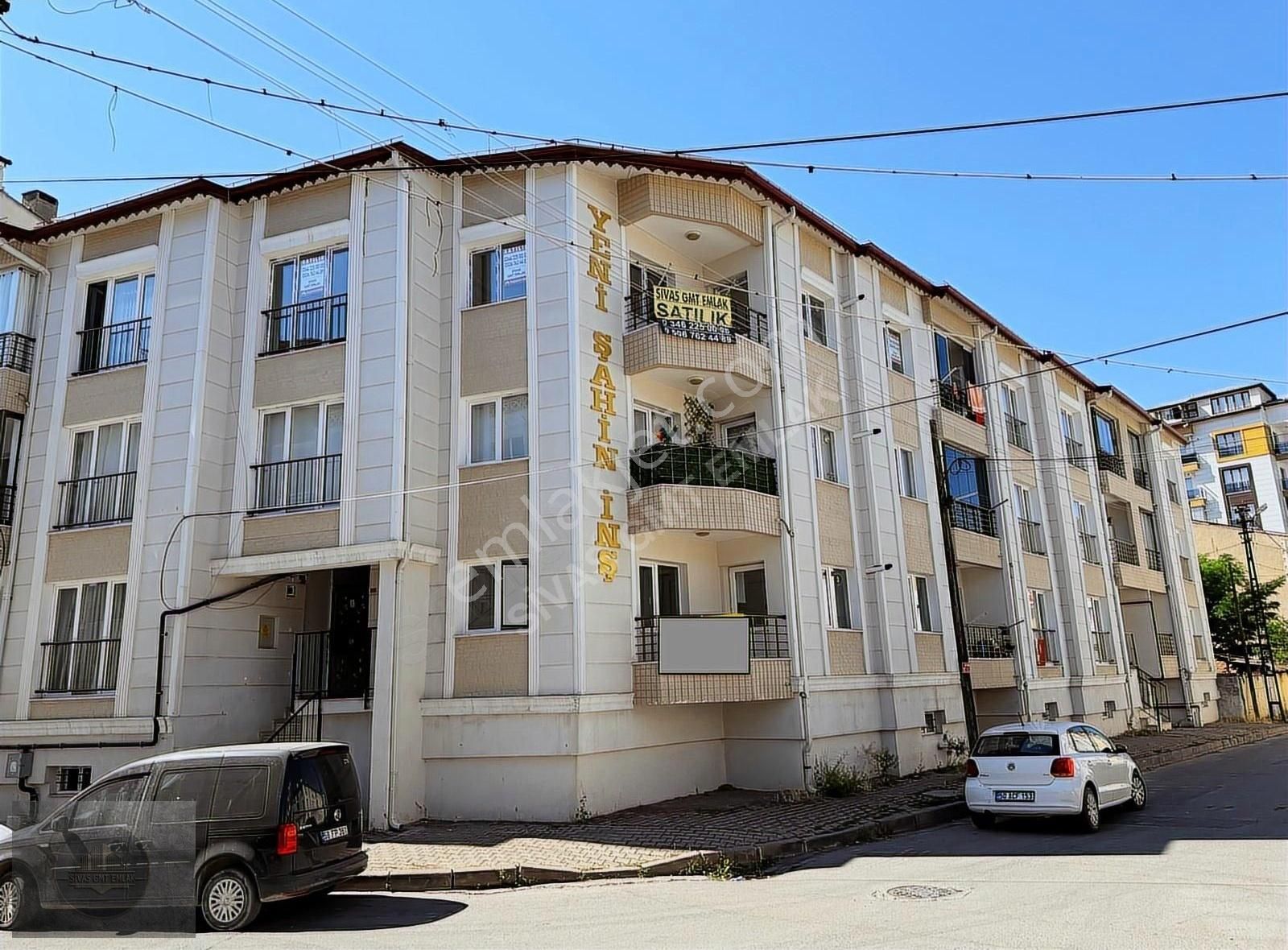 Sivas Gmt Emlak'tan Çiçeklimah Satılık Full Yapı 2+1 Uygun Daire