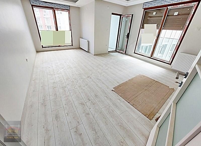 Deva Dan Bağlarbaşı Merkeze Çok Yakın ((boş)) Sıfır 2.arakat