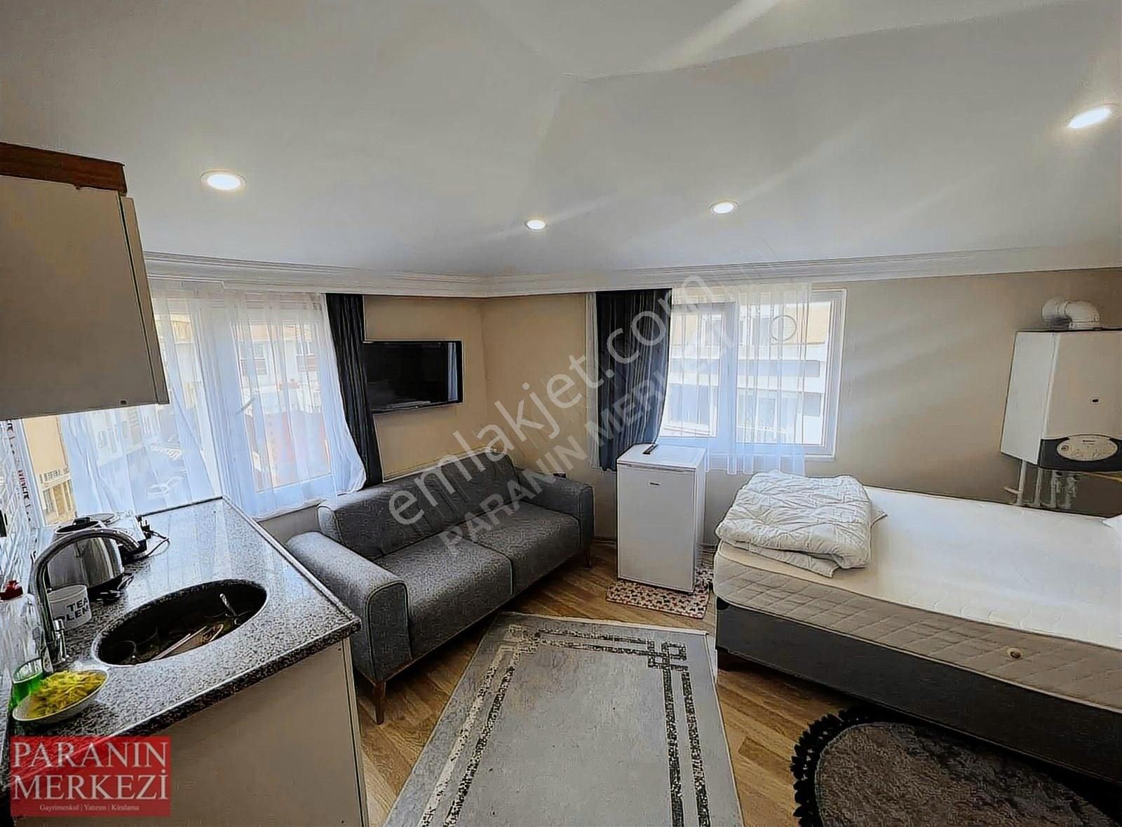 Cadde Arkası 5.kat Full Eşyalı Lüks 1+0 Daire+hemen Taşın