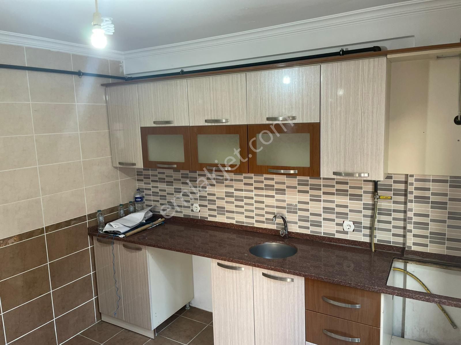 Trabzon Pelıtlıde Anayola Yakın Kiralık 3+1 - Görsel 10