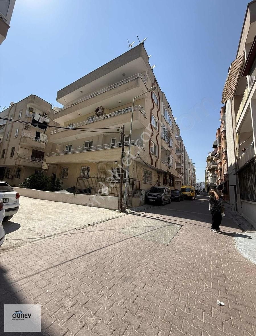 Güney Den Mersin Pozcu Dumlupınar Mah De