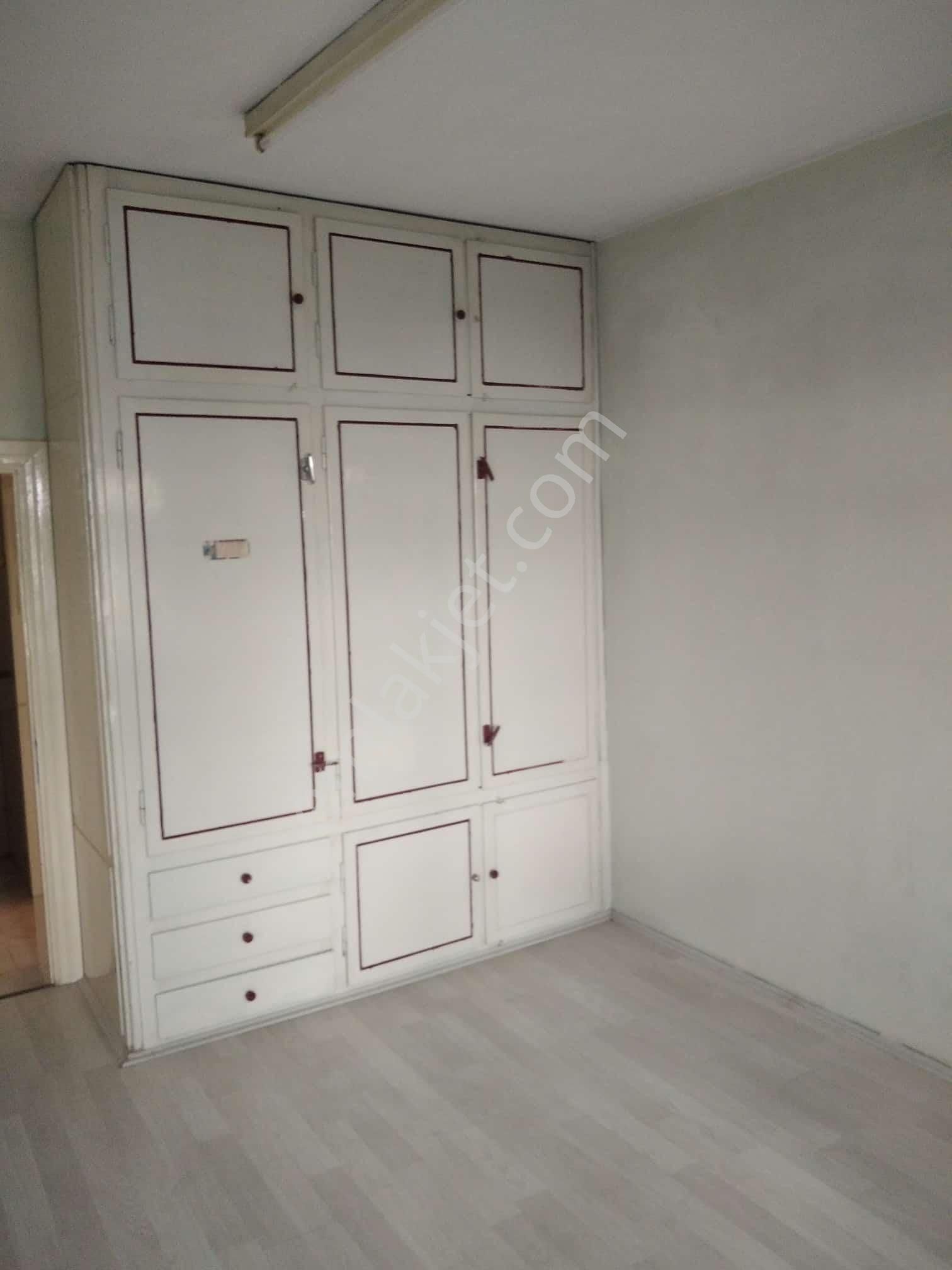 Akşehir'de Sücüllü Emlaktan Perşembe Pazarında 3+1kiralık Daire - Görsel 4