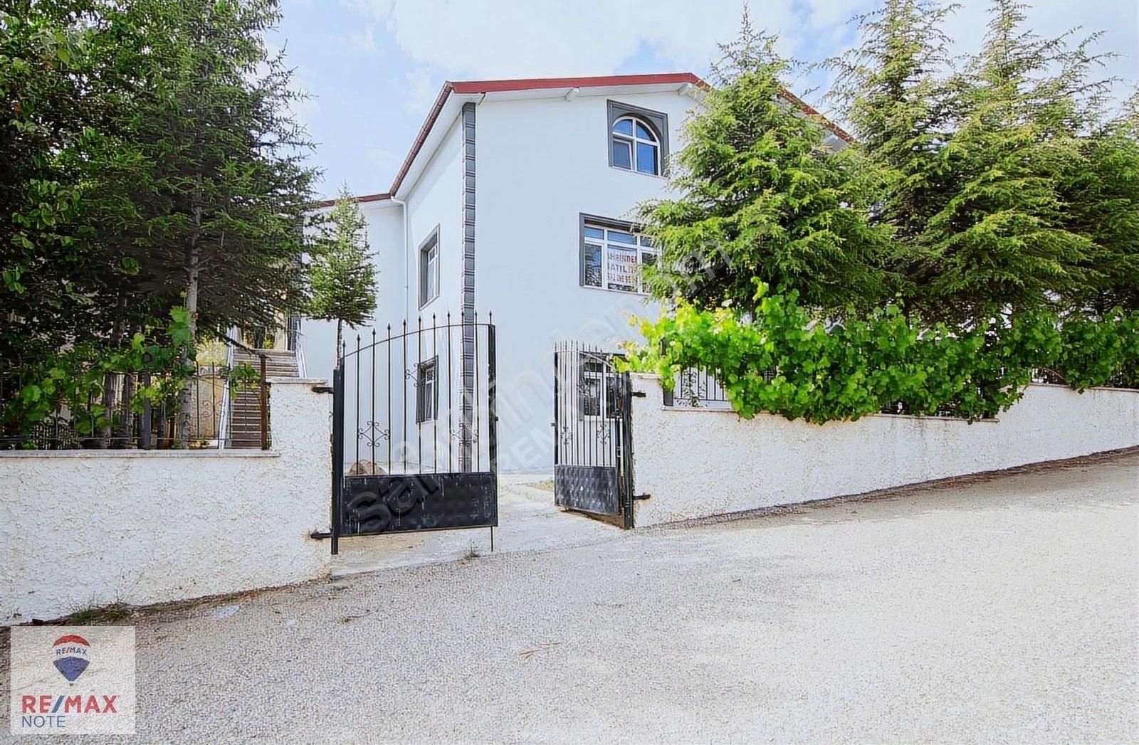 Yenimahalle Memlik Güneykent Villaları Satılık 8+2