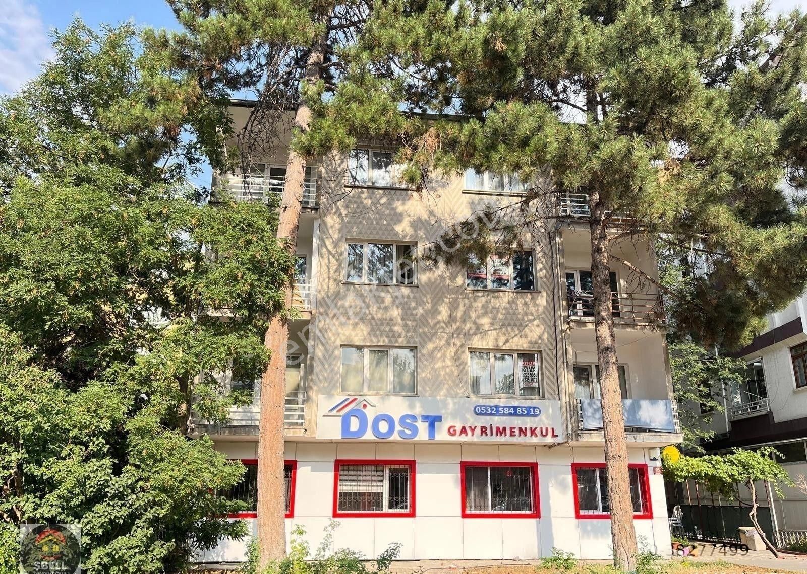 Sbell'den Emek'te Bişkek Caddesi Üzeri Metro Yakını 3.katta 2+1