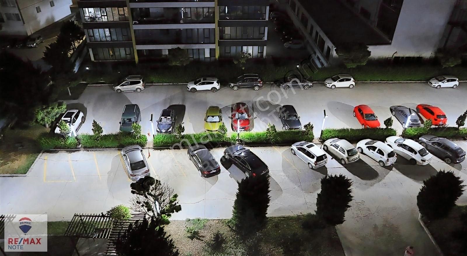 Şeker Mahallesi'nde 1+1 Satılık Daire