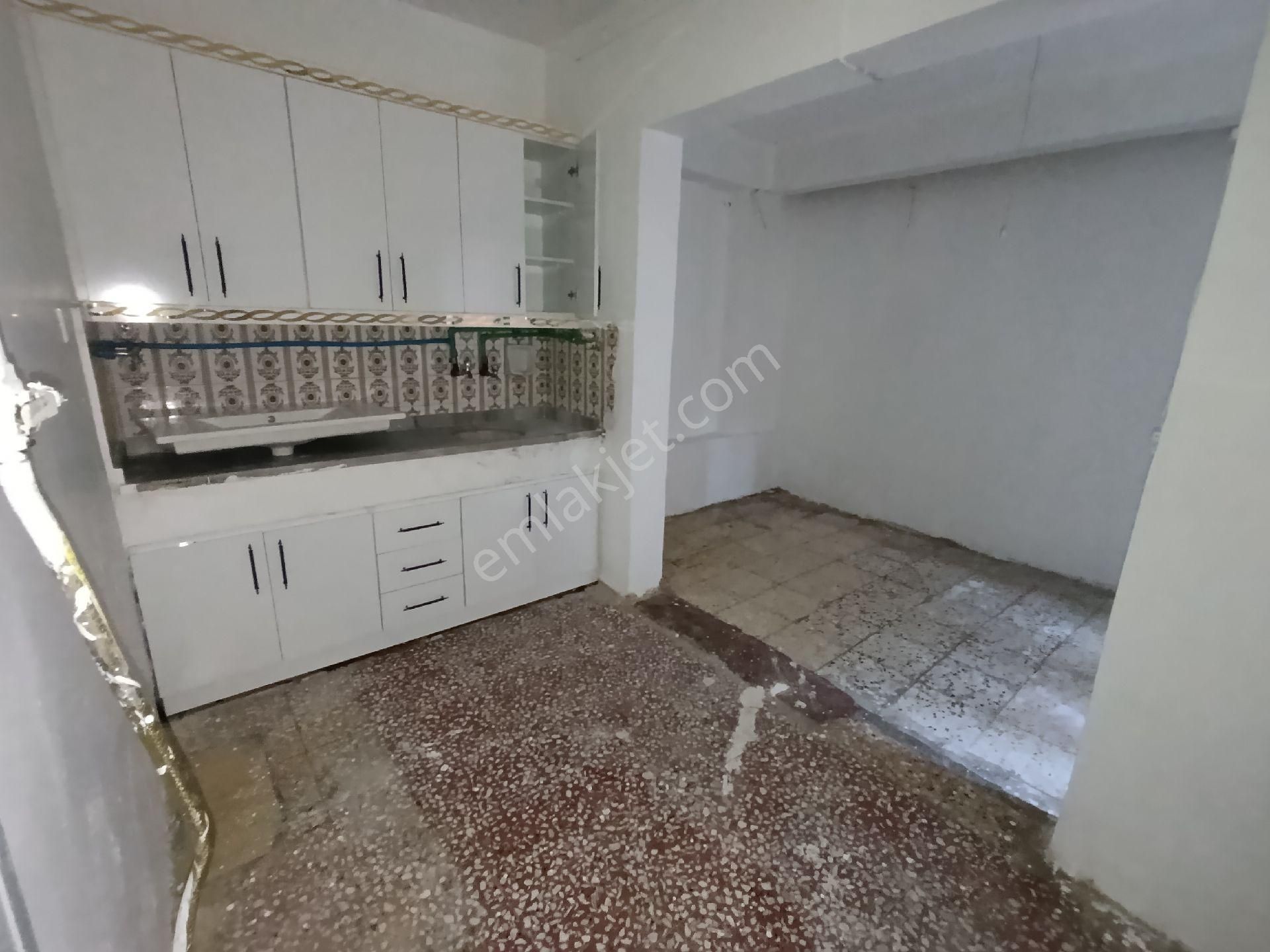 23 Nisan Mh De 2+1 Giris Kat Kiralik Daire 110m2