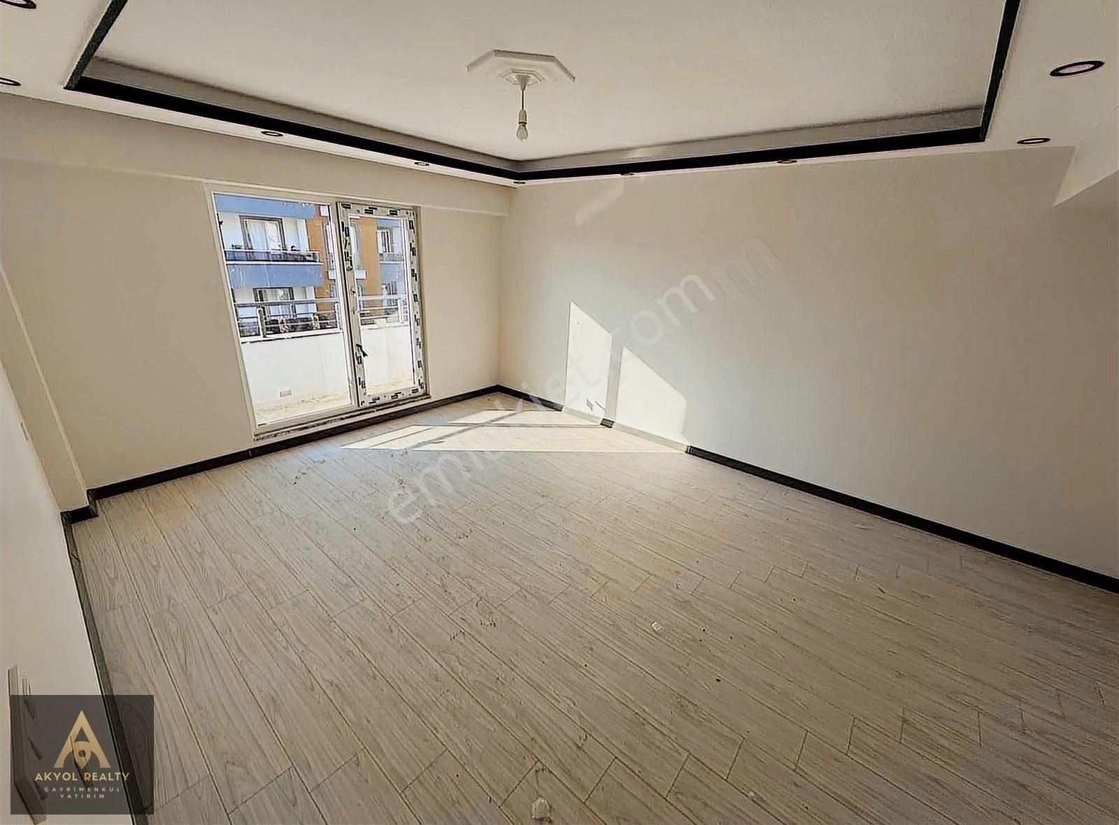 Fatih Sultan Mehmet Mahallesi Kiralık 2+1 Sıfır Ters Dubleks