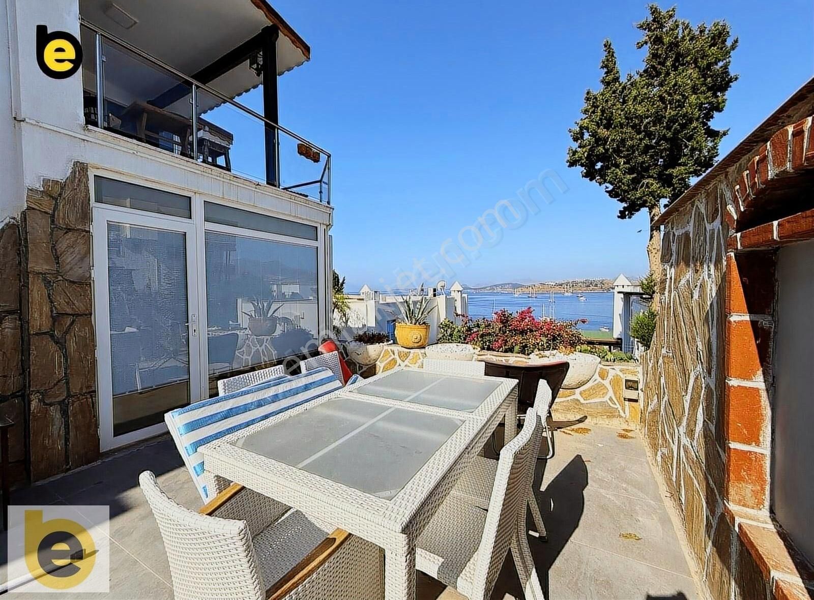 Kumbahçe'de Kos Ve Kale Manzaralı 6 Daireye Çevrilmiş Tripleks - Görsel 3