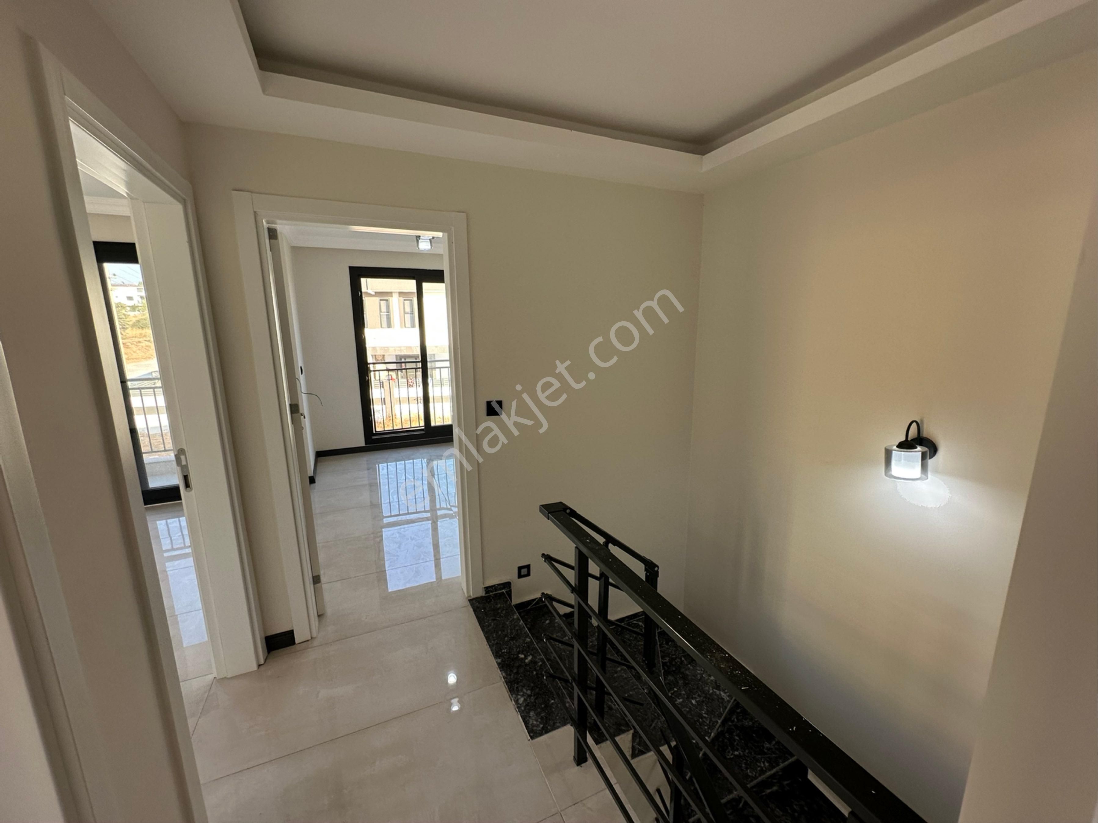 Didim Hisarda Satılık 3+1 Havuzlu Bahçeli Villalar - Görsel 16