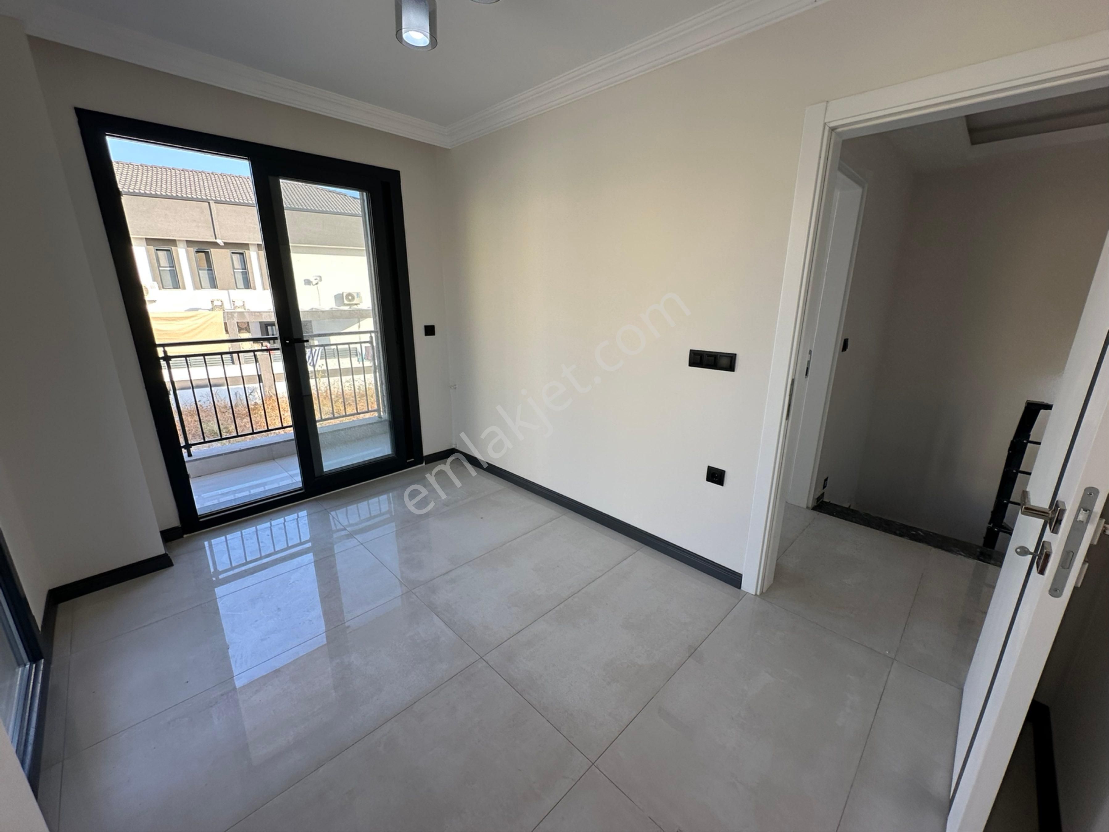 Didim Hisarda Satılık 3+1 Havuzlu Bahçeli Villalar - Görsel 22