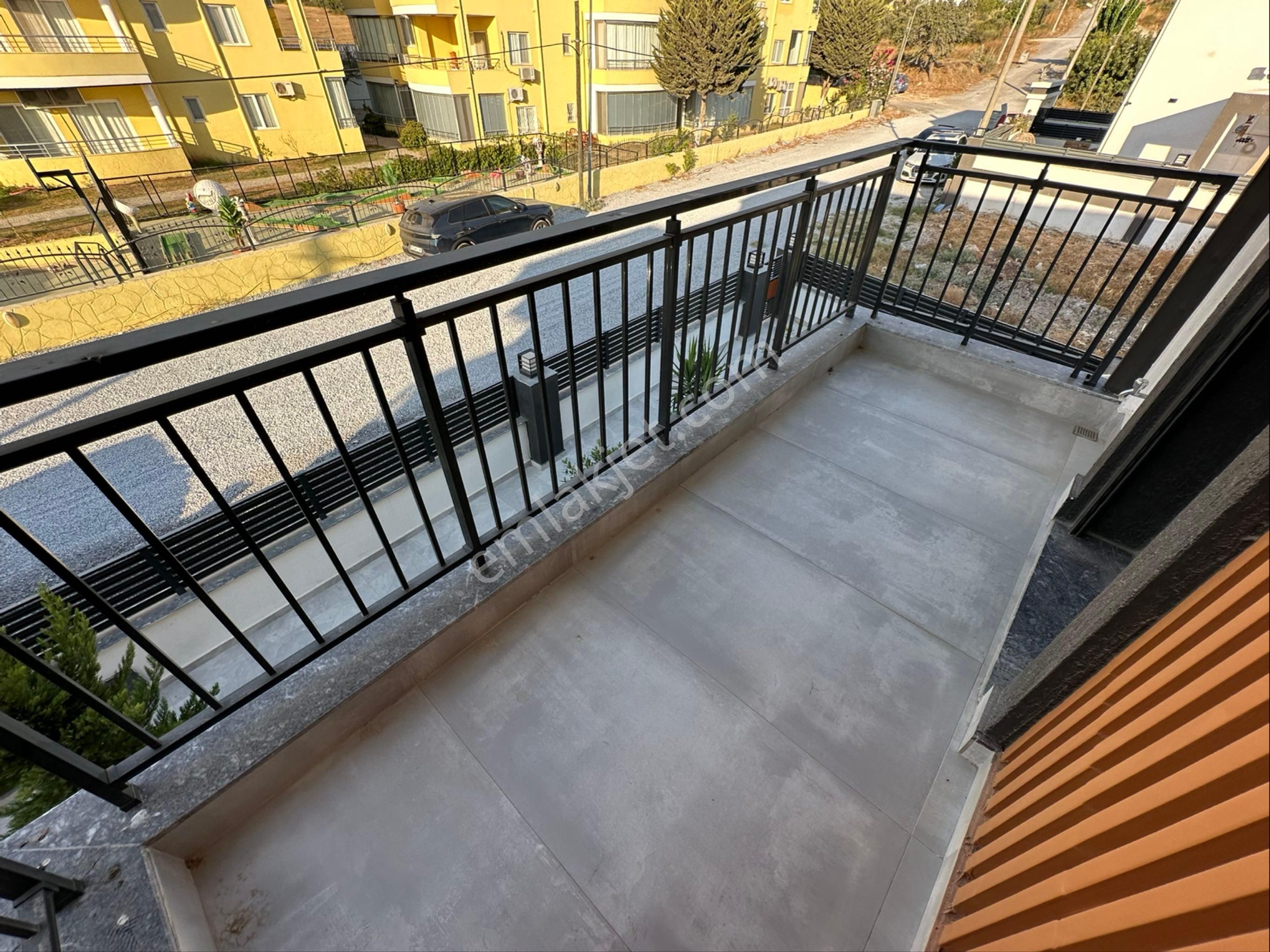 Didim Hisarda Satılık 3+1 Havuzlu Bahçeli Villalar - Görsel 4