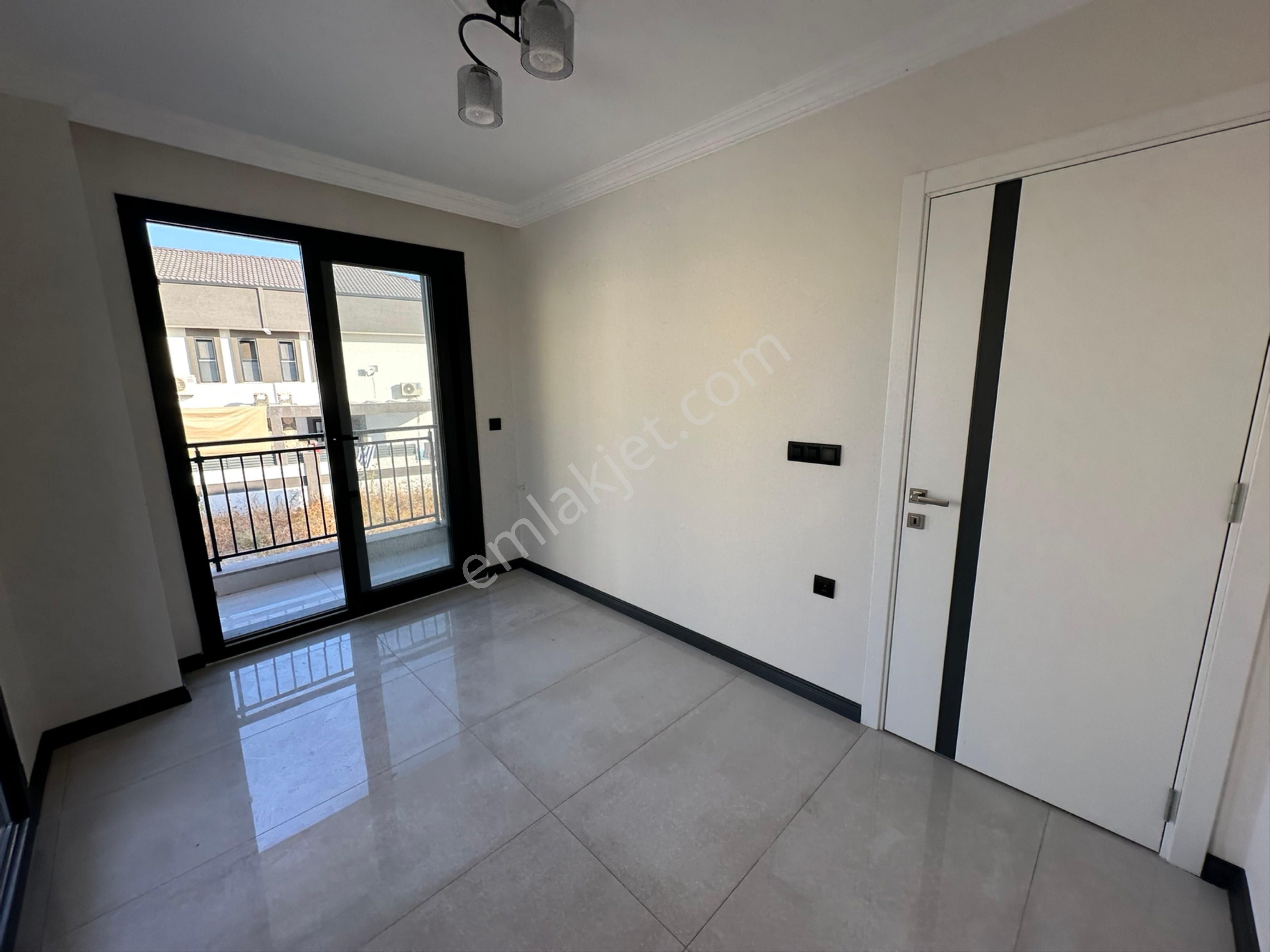 Didim Hisarda Satılık 3+1 Havuzlu Bahçeli Villalar - Görsel 23