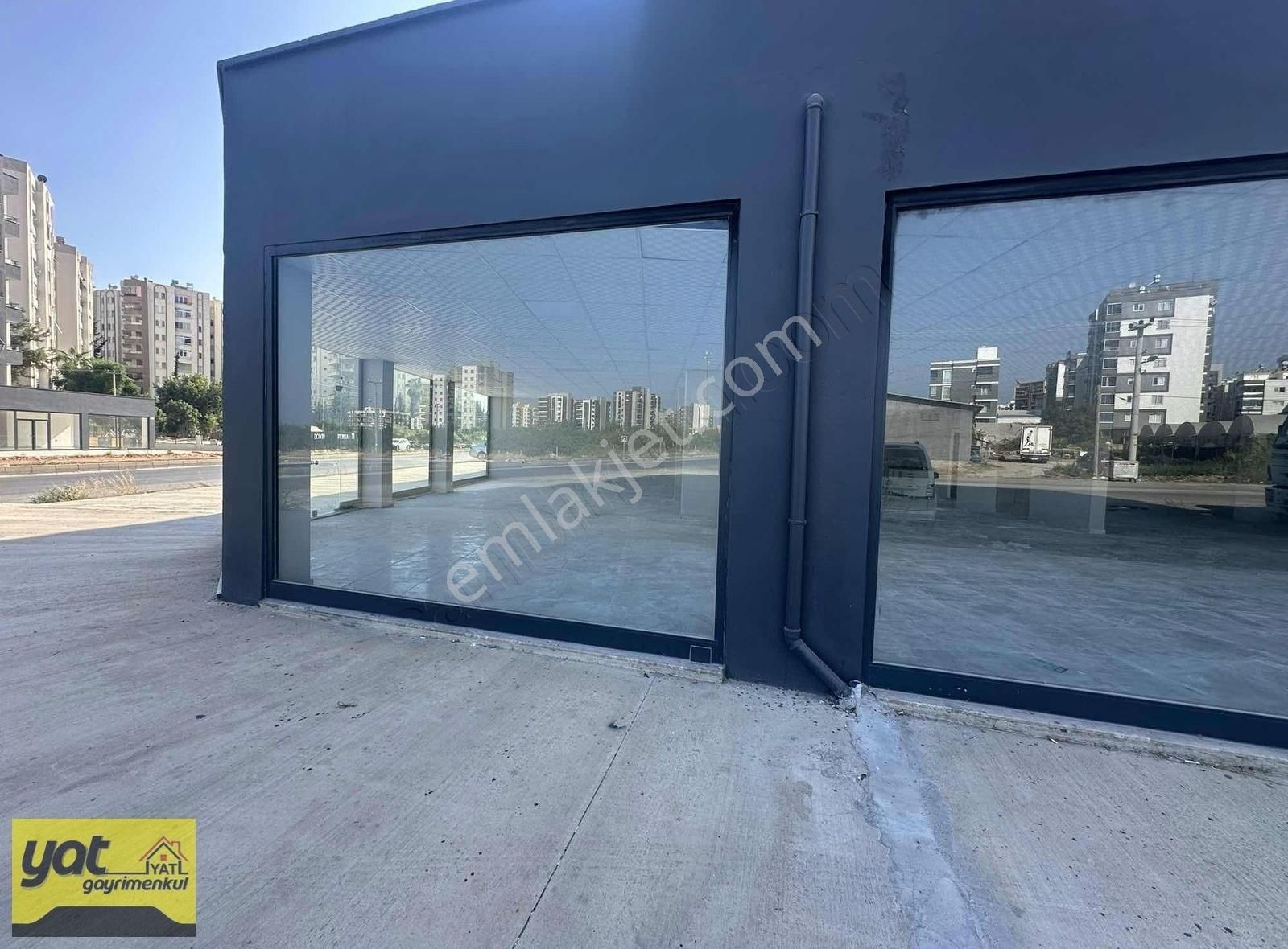 #-yat-# Yaşar Doğu Caddesi 400 M2 Satılık Dükkan - Görsel 2