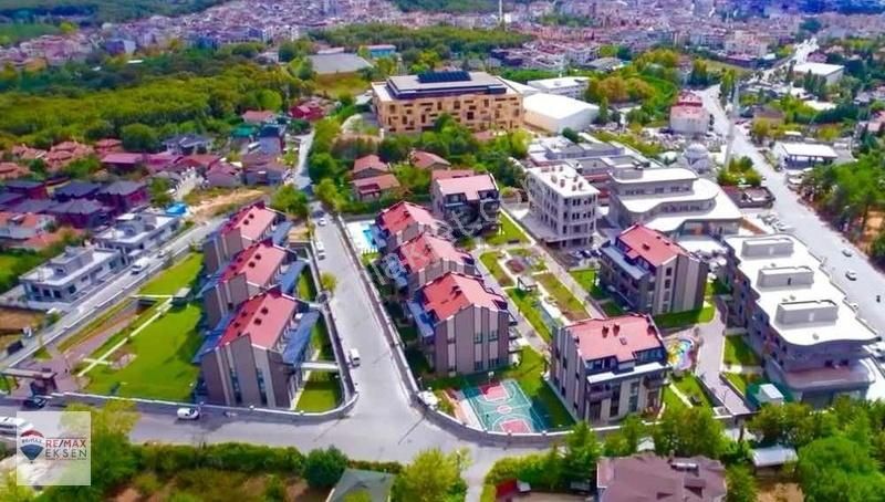 Çamlıyaka Uzmanından Full Eşyalı Kiralık 3+1 Lüks Daire