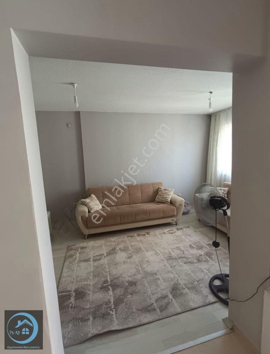 Uzundere Toki'lerde Doğalgazlı Satılık 2+1 Daire
