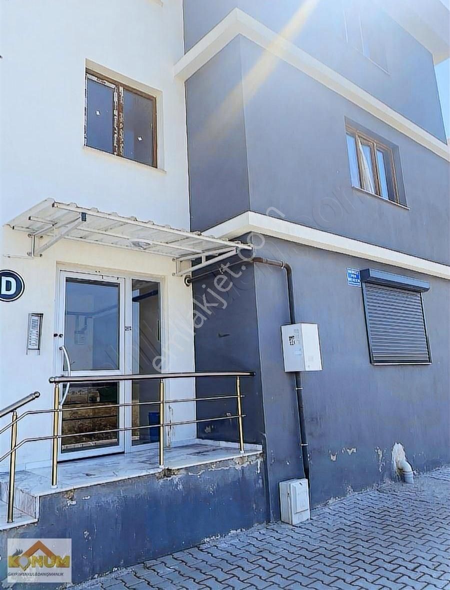 Muradiye Site İçinde Otoparklı Yüzme Havuzlu Full Eşyalı Daire