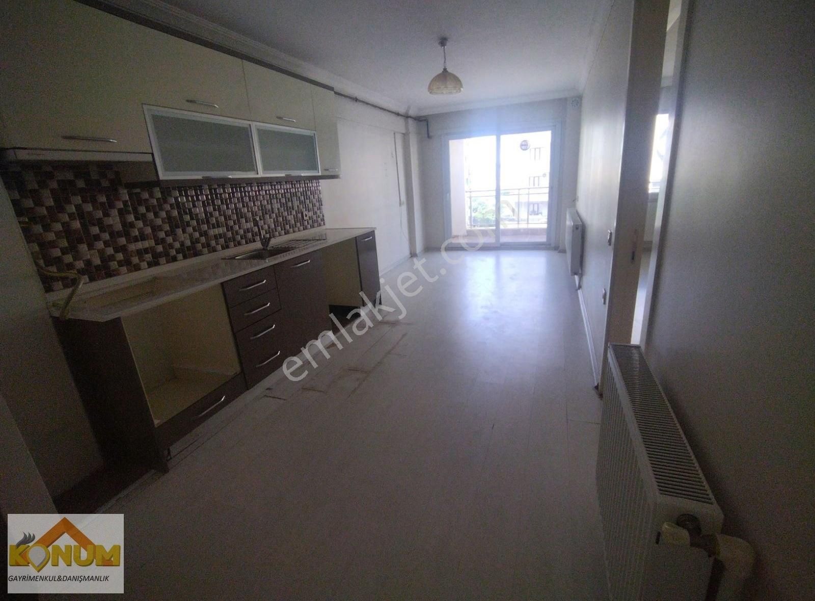 Guzelyurtta Site İçinde Otoparklı 1+1 70m2 Arakat Daire