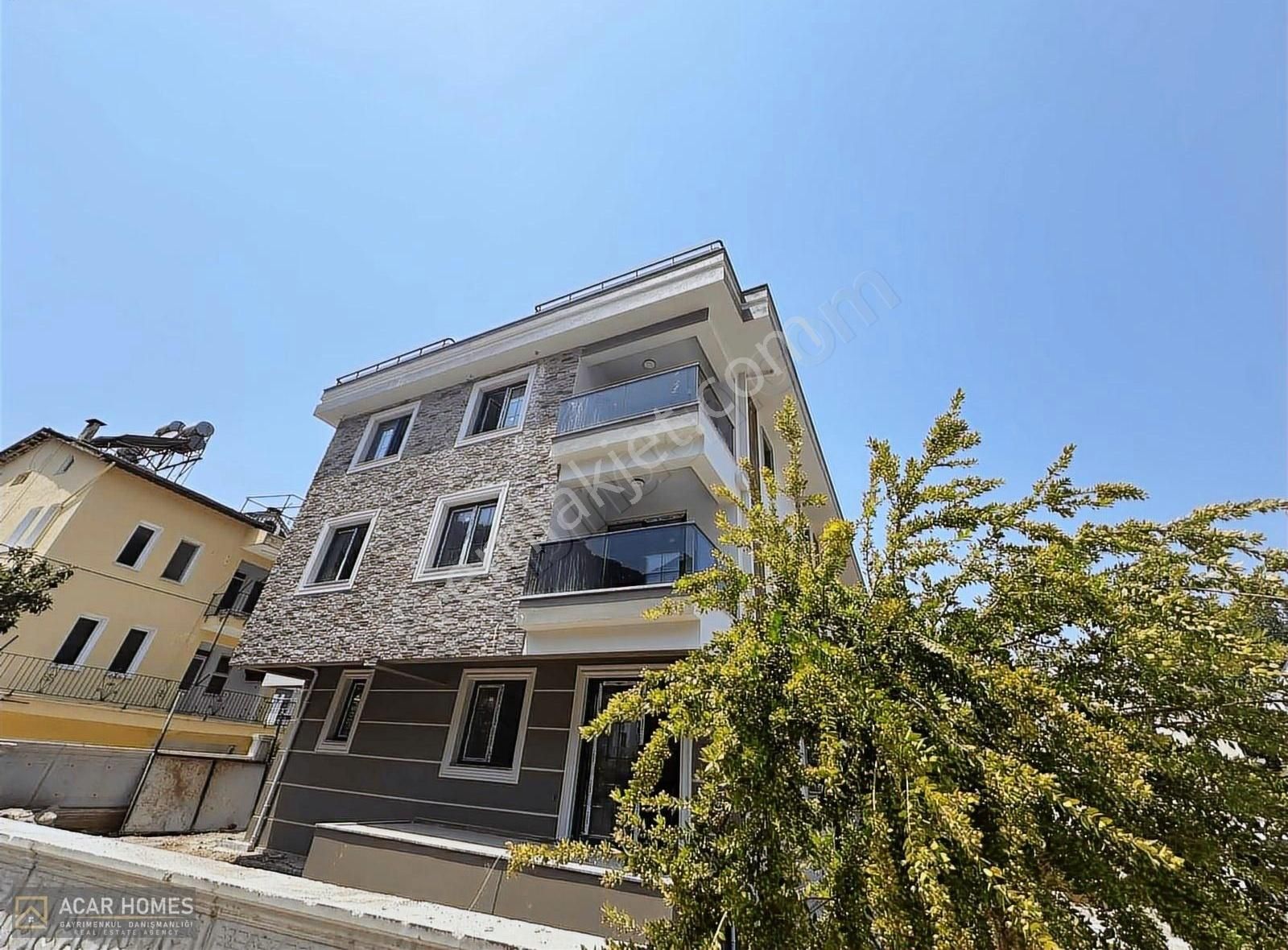 Taşyaka Çıraklık Eğitim Karşısında 2+1 100 M2 Sıfır Daire