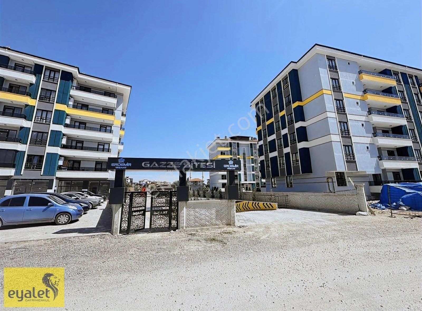 Büyük Kumköprü Caddesi Üzeri 3+1 Arakat Sitei İçi Lüx Daire