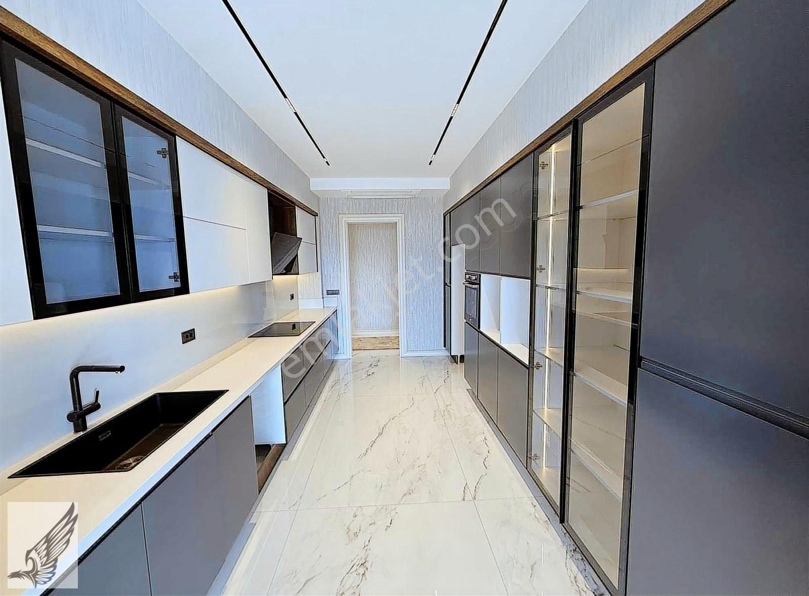 Ulamışta Akıllı Ev Sistemli Ultra Lüks Havuzlu Müstakil Villa - Görsel 24