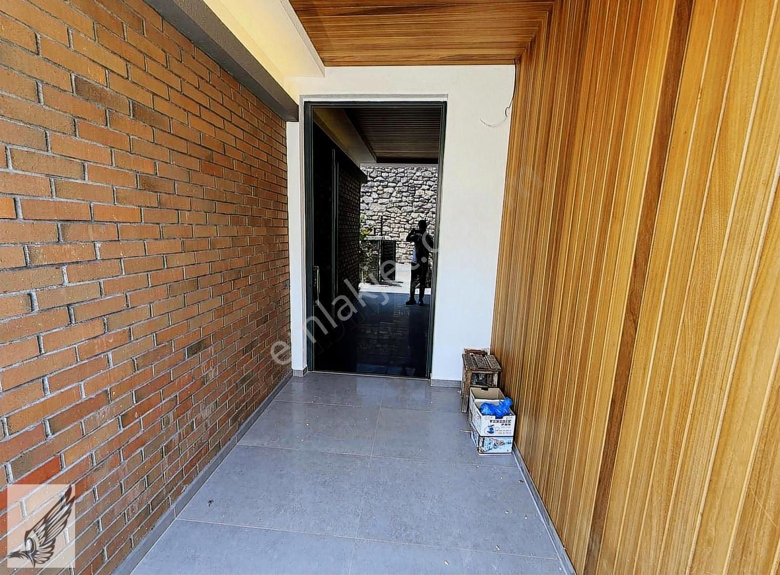 Ulamışta Akıllı Ev Sistemli Ultra Lüks Havuzlu Müstakil Villa - Görsel 5