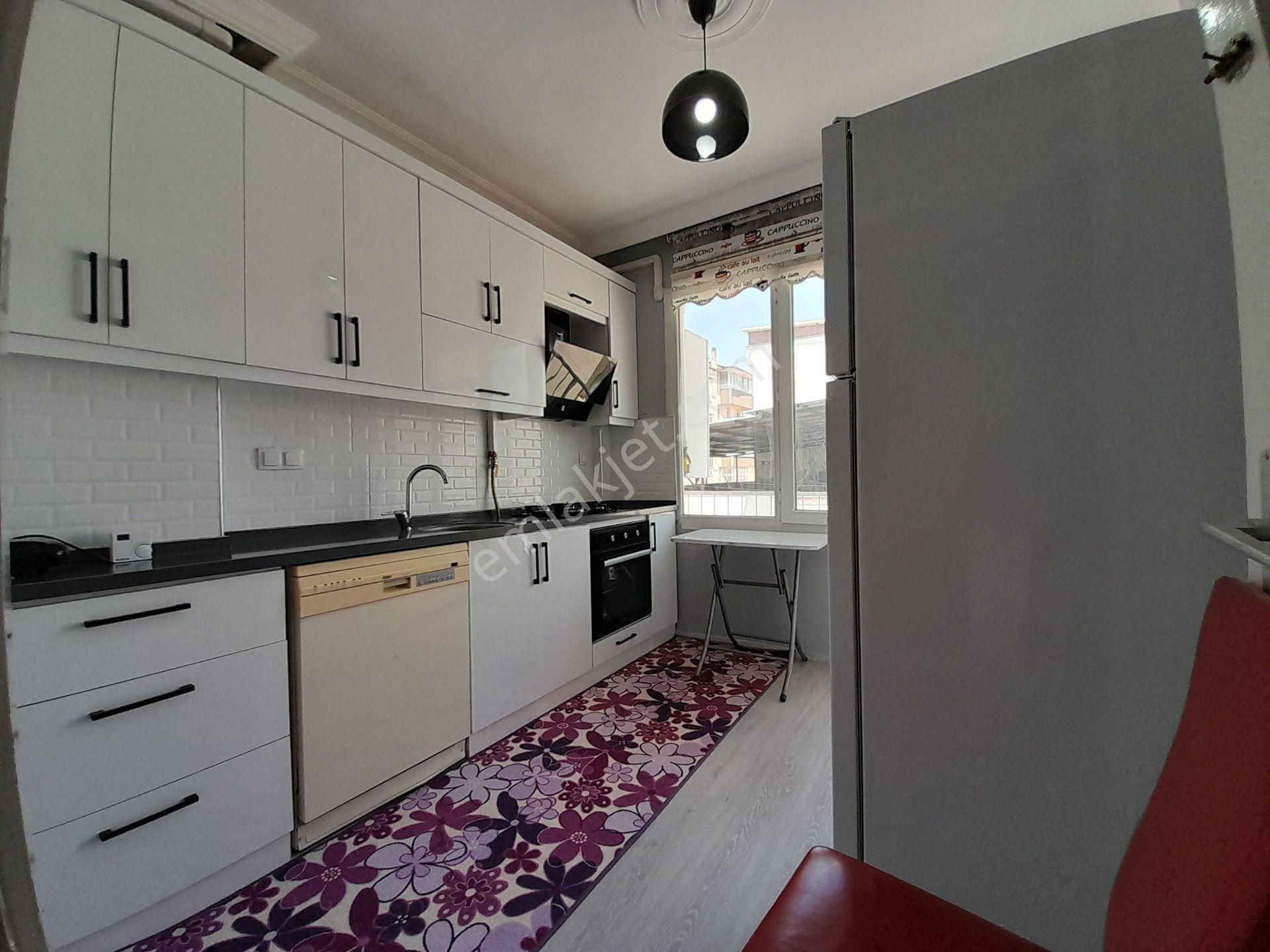 Bahçelievler Mh. Net 135 M2 3+1 Doğalgazlı Satılık Daire