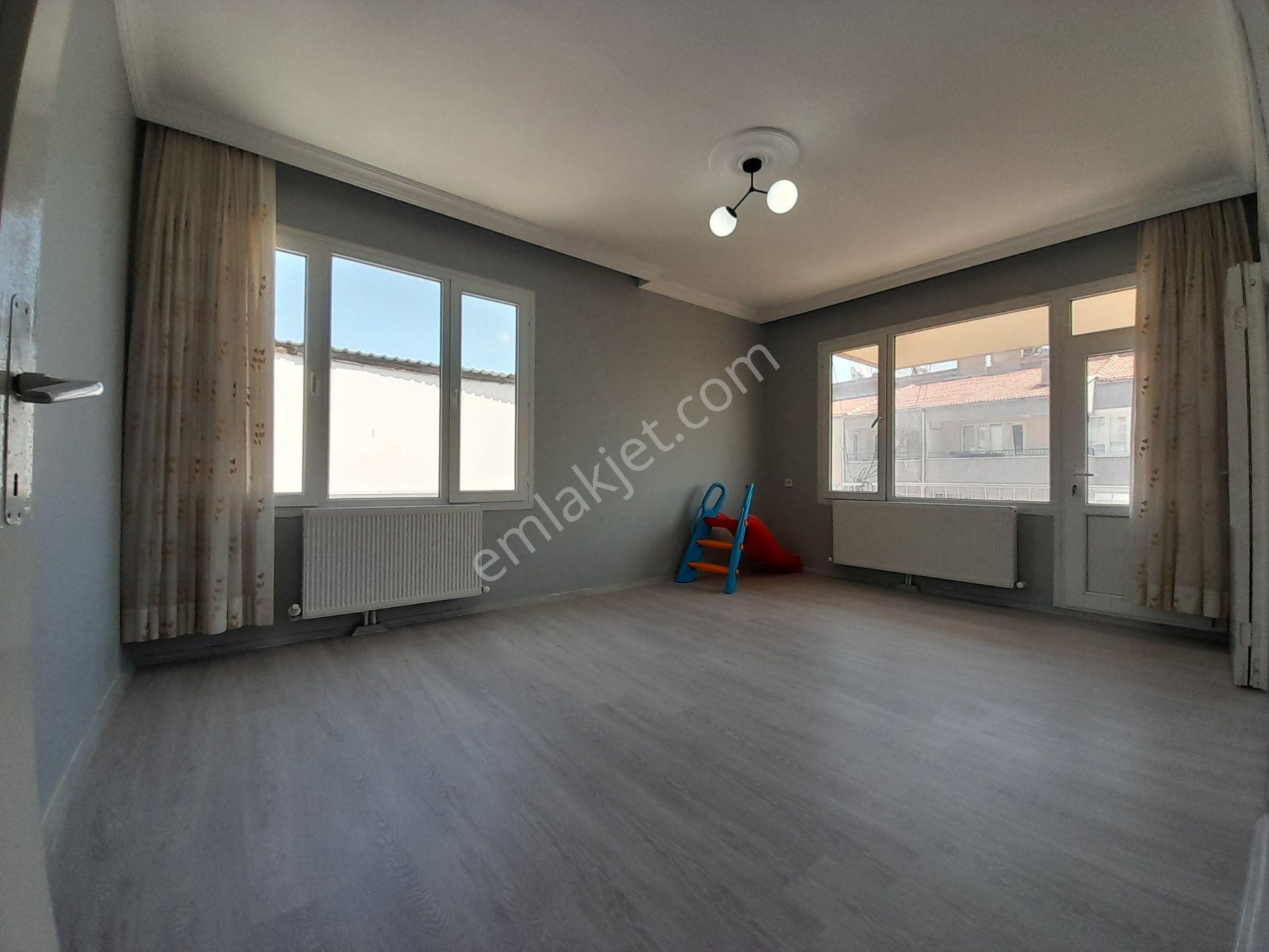 Bahçelievler Mh. Net 135 M2 3+1 Doğalgazlı Satılık Daire - Görsel 8