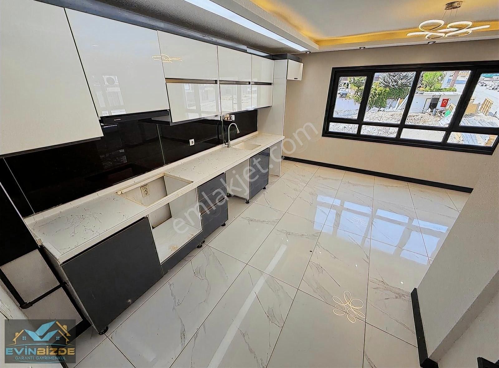 Keçiörende 4+1site İçinde Manzaralı Öncepheli Giyinme Odalı - Görsel 14