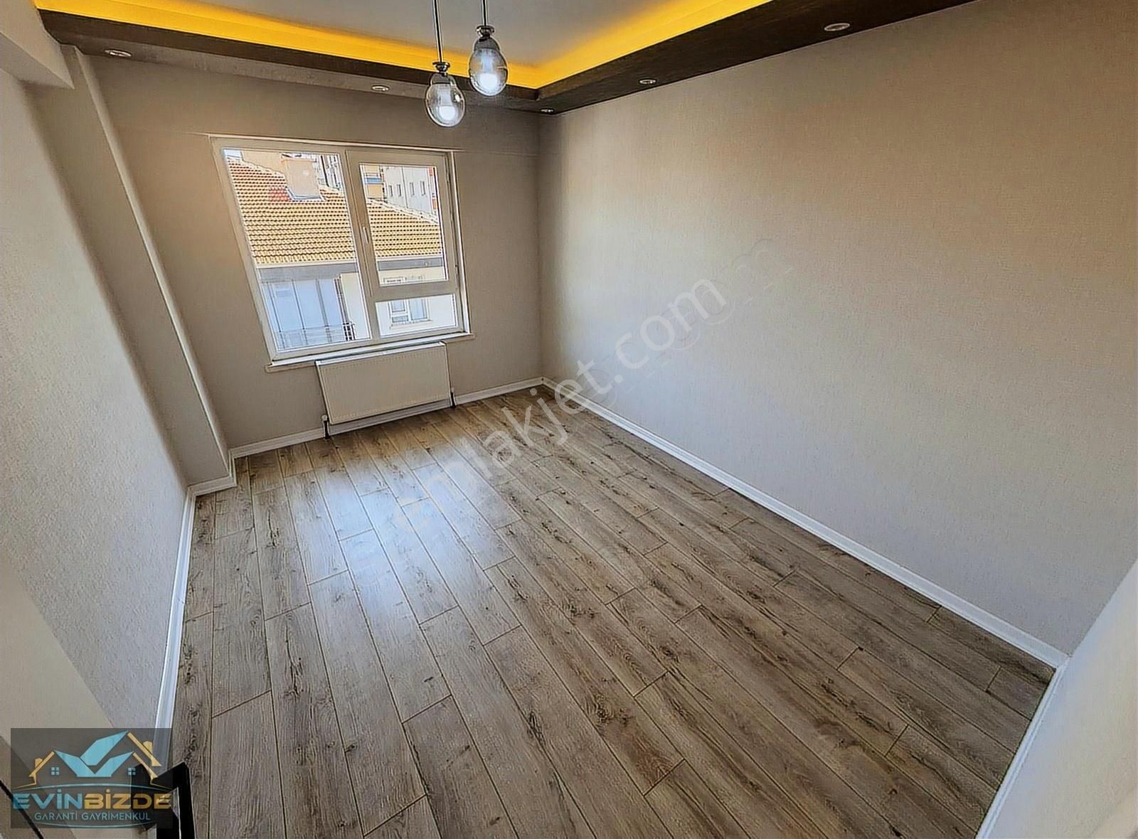 Keçiörende Cadde Üstünde Site İçinde 4+1 Giyinme Odalı Daire - Görsel 4